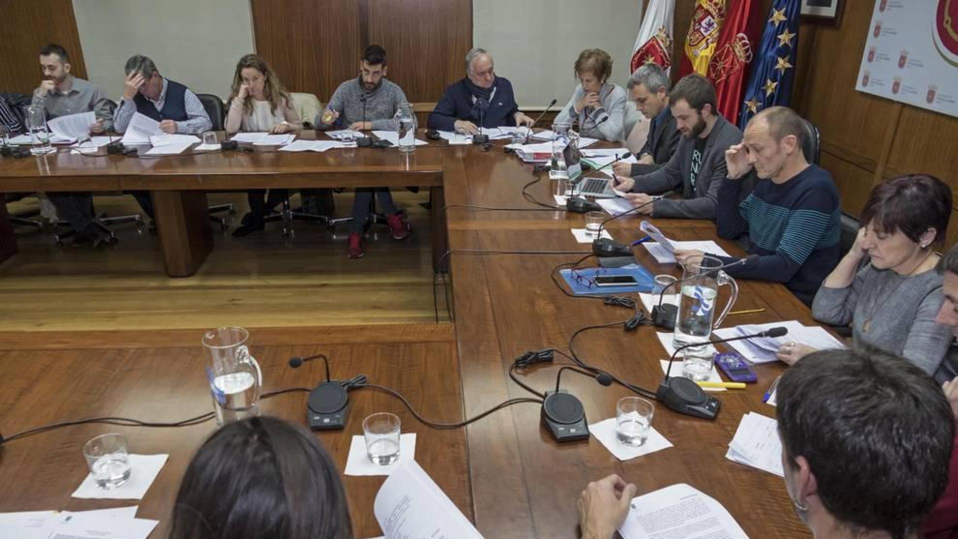 UPN y Ahora apoyan al PSN en su petición de más dinero para Estella