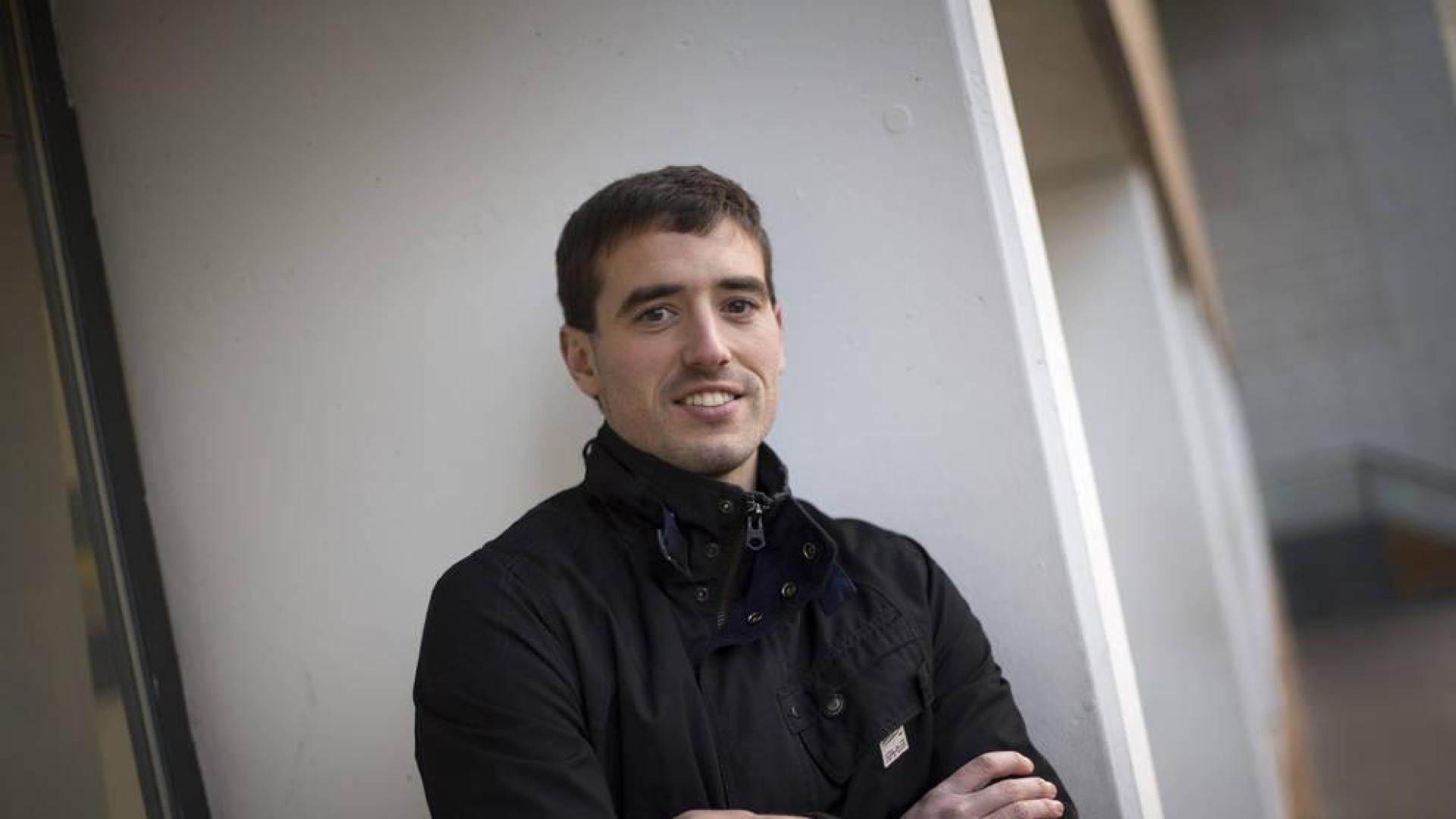 Esteban Ezpeleta, veintitrés años con la misma camiseta