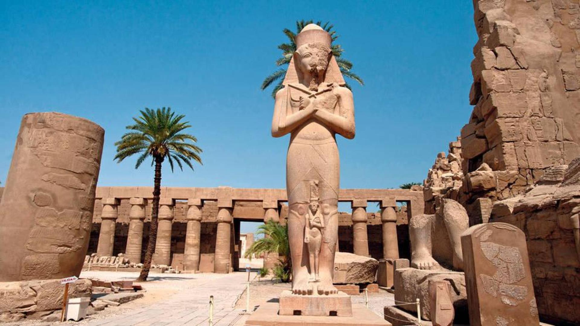 Hallan 27 estatuas de la diosa faraónica de la guerra Sejmet en Luxor