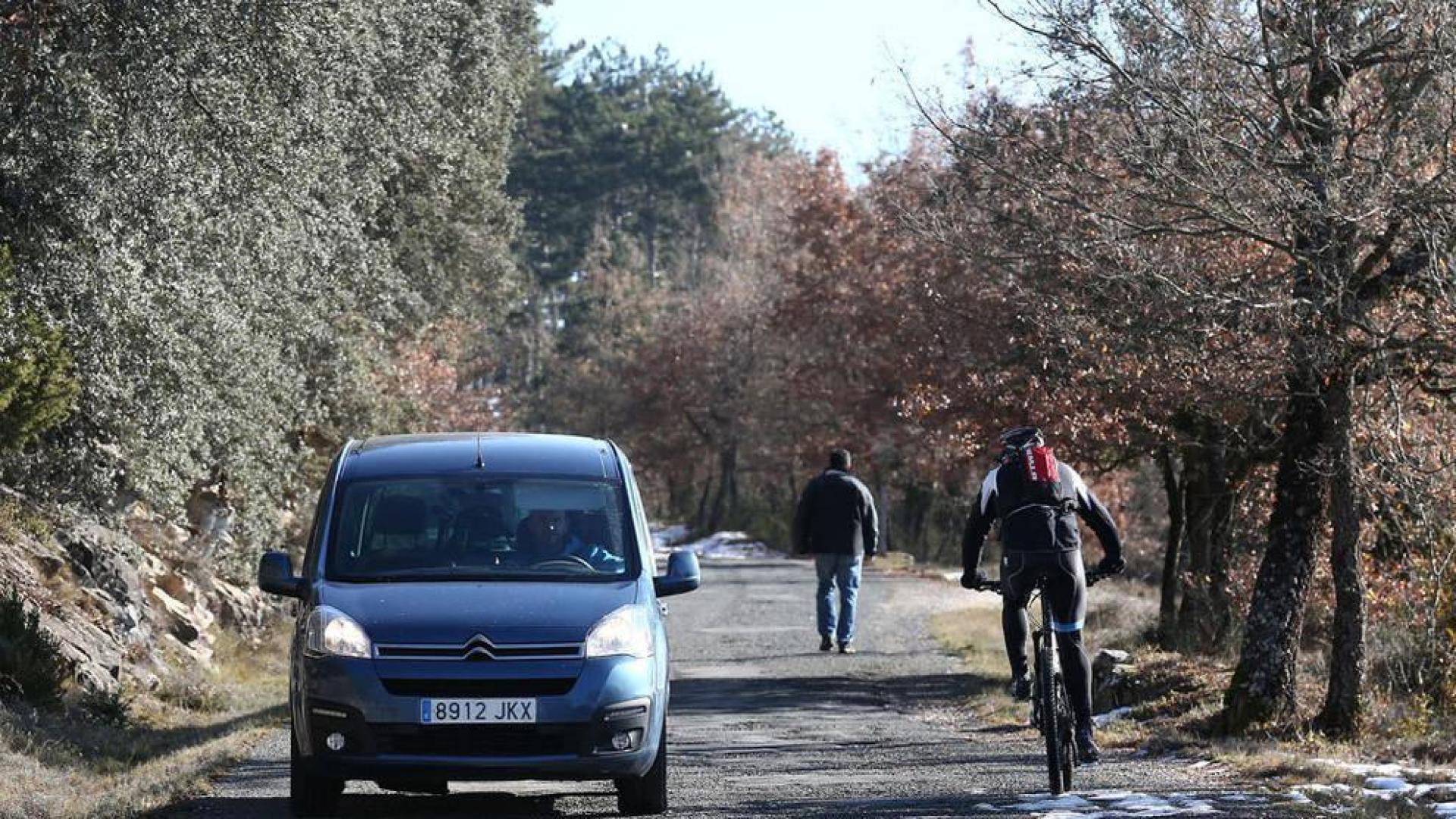 El mal estado de la carretera al monte San Cristóbal, a debate