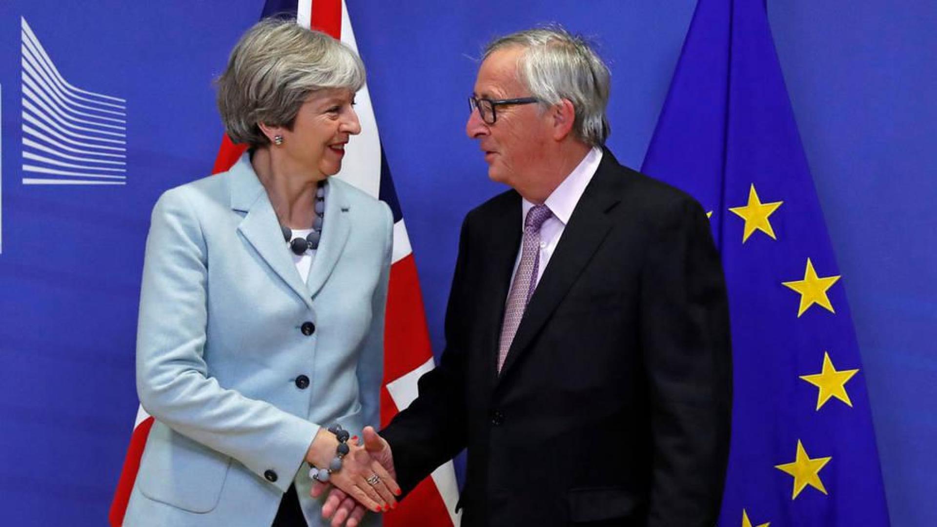 Londres podría tener tras el Brexit un acuerdo comercial con la UE similar al CETA