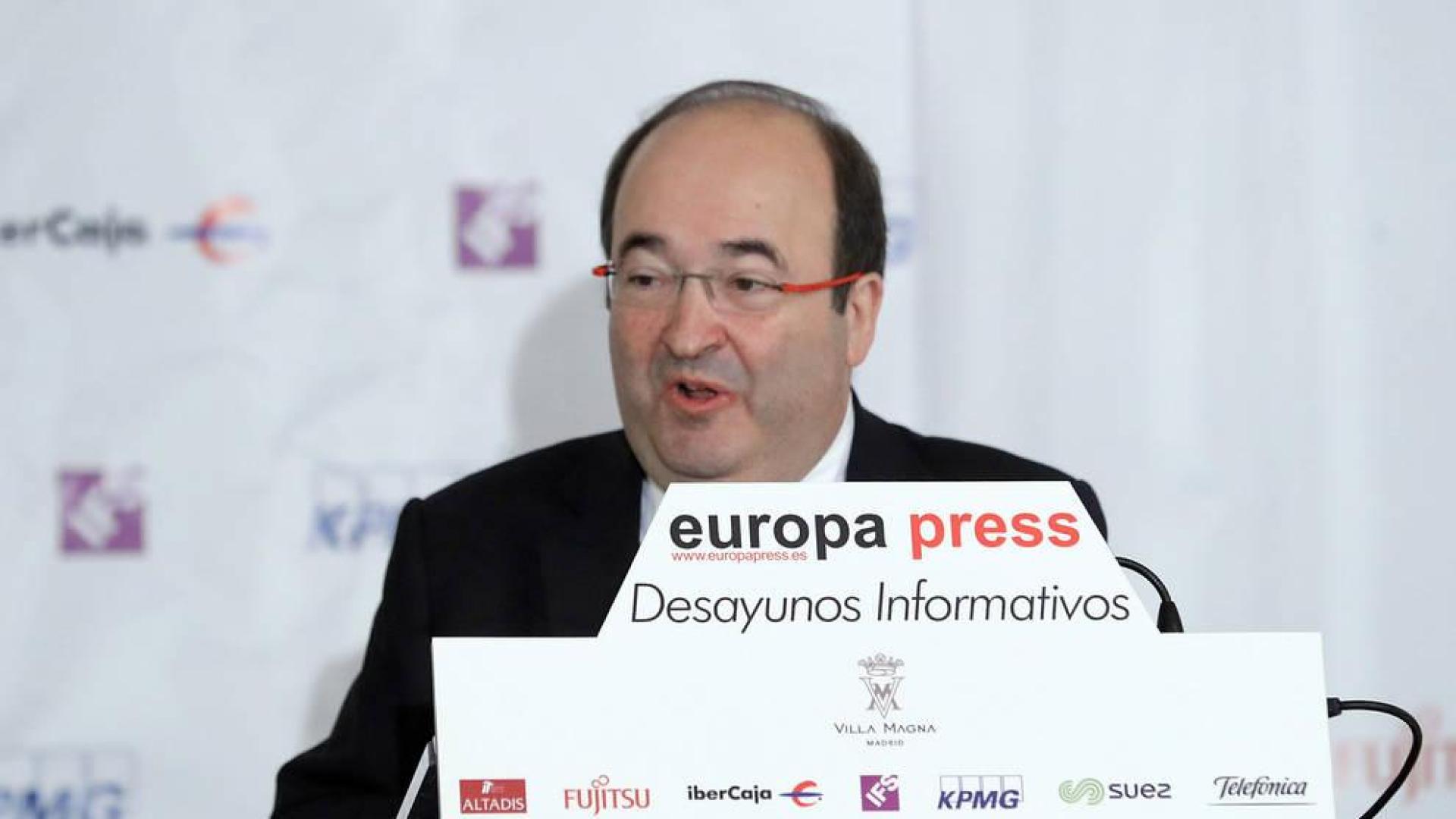 Iceta (PSC) propone una Hacienda federal que recaude los impuestos de Cataluña