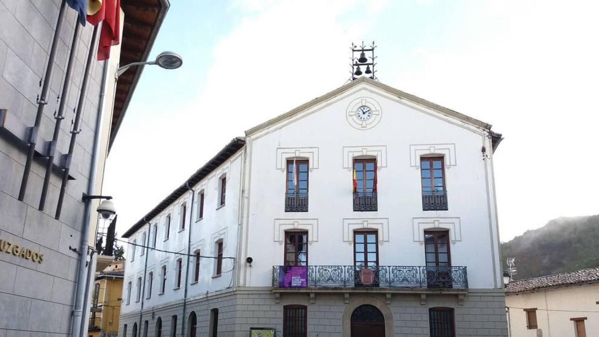 Aoiz trasladará las oficinas municipales a la planta baja del consistorio
