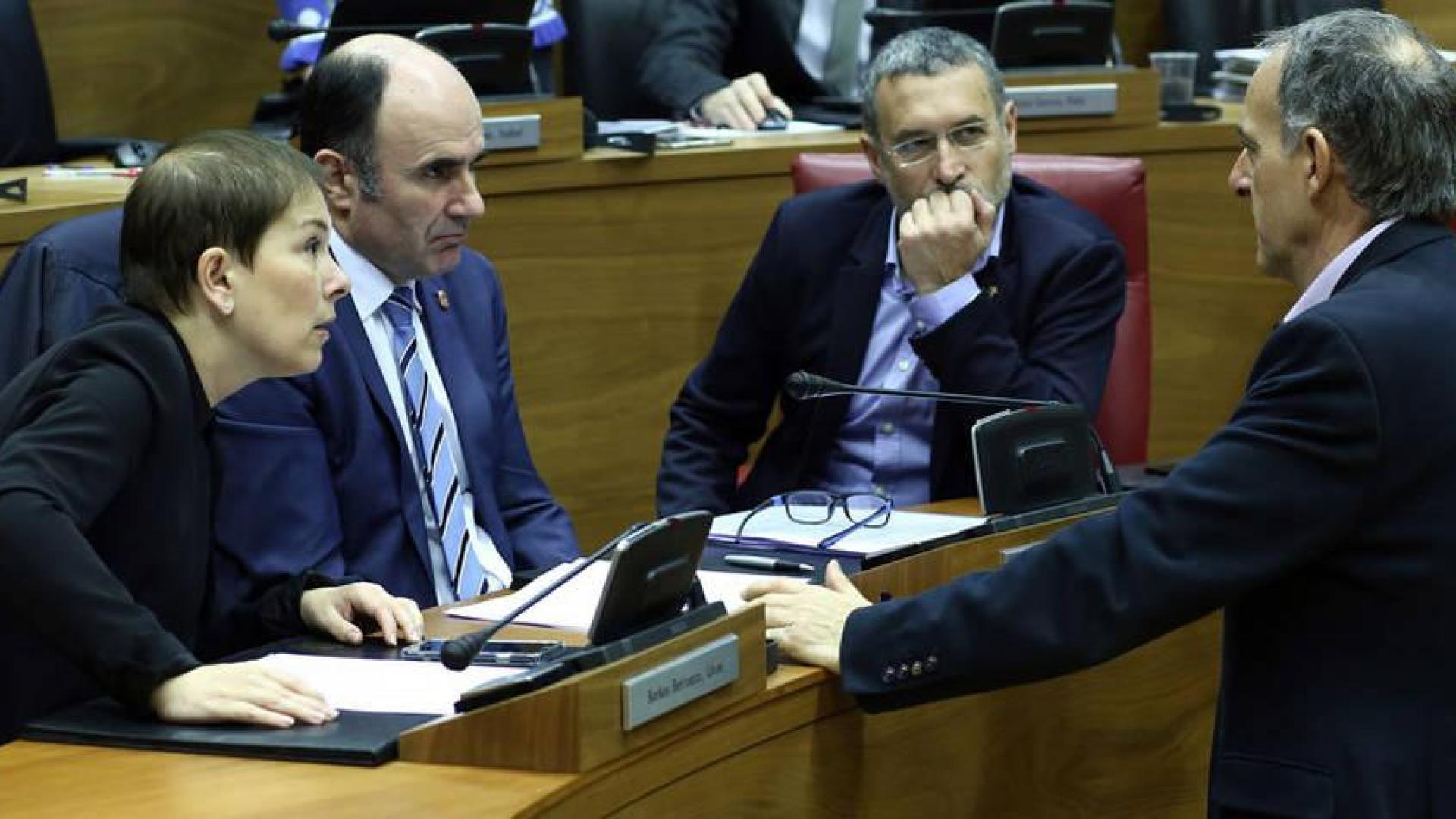 El cuatripartito inicia 2018 en un frágil equilibrio