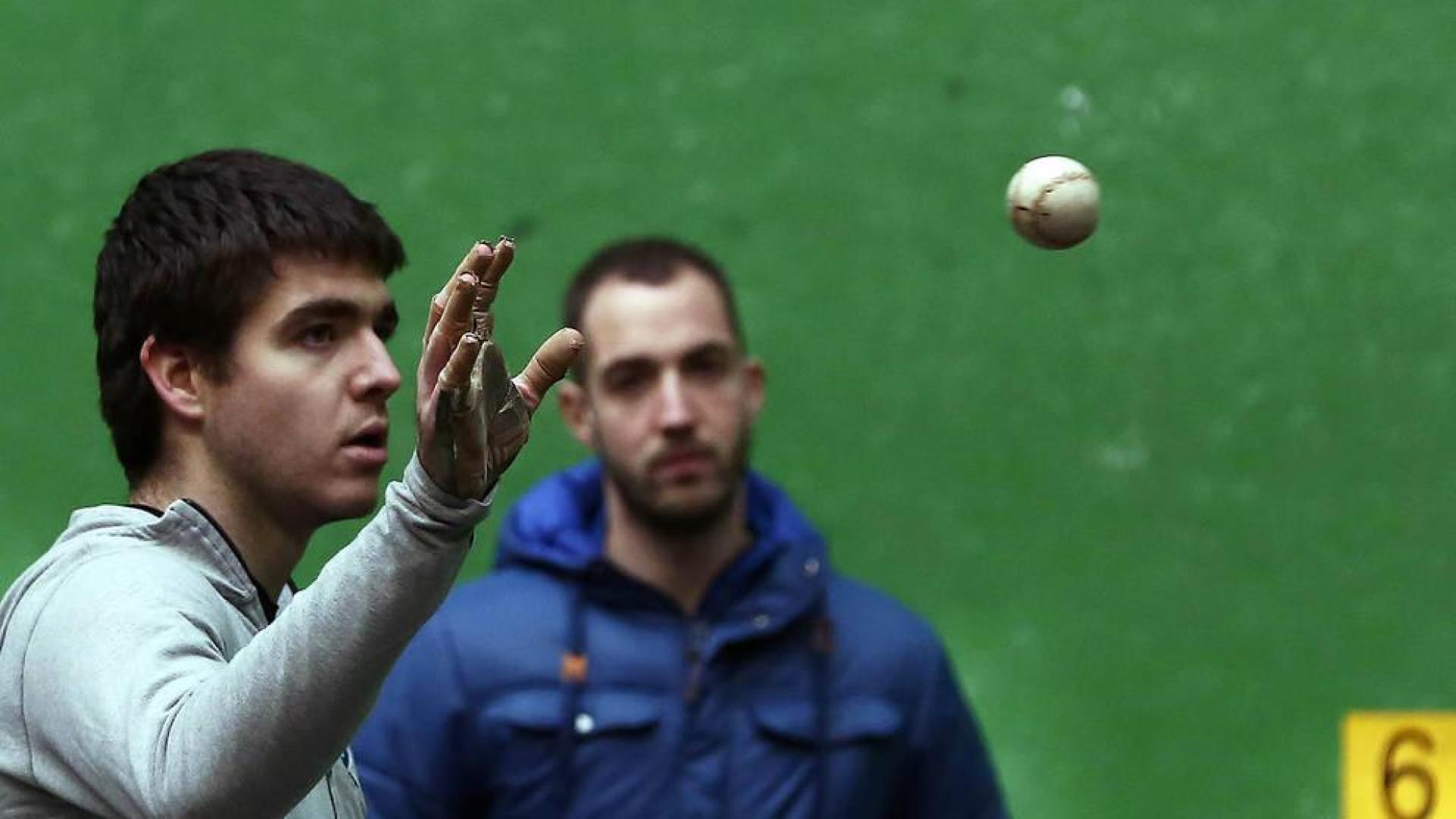 Larraintzar abre el juego del Parejas