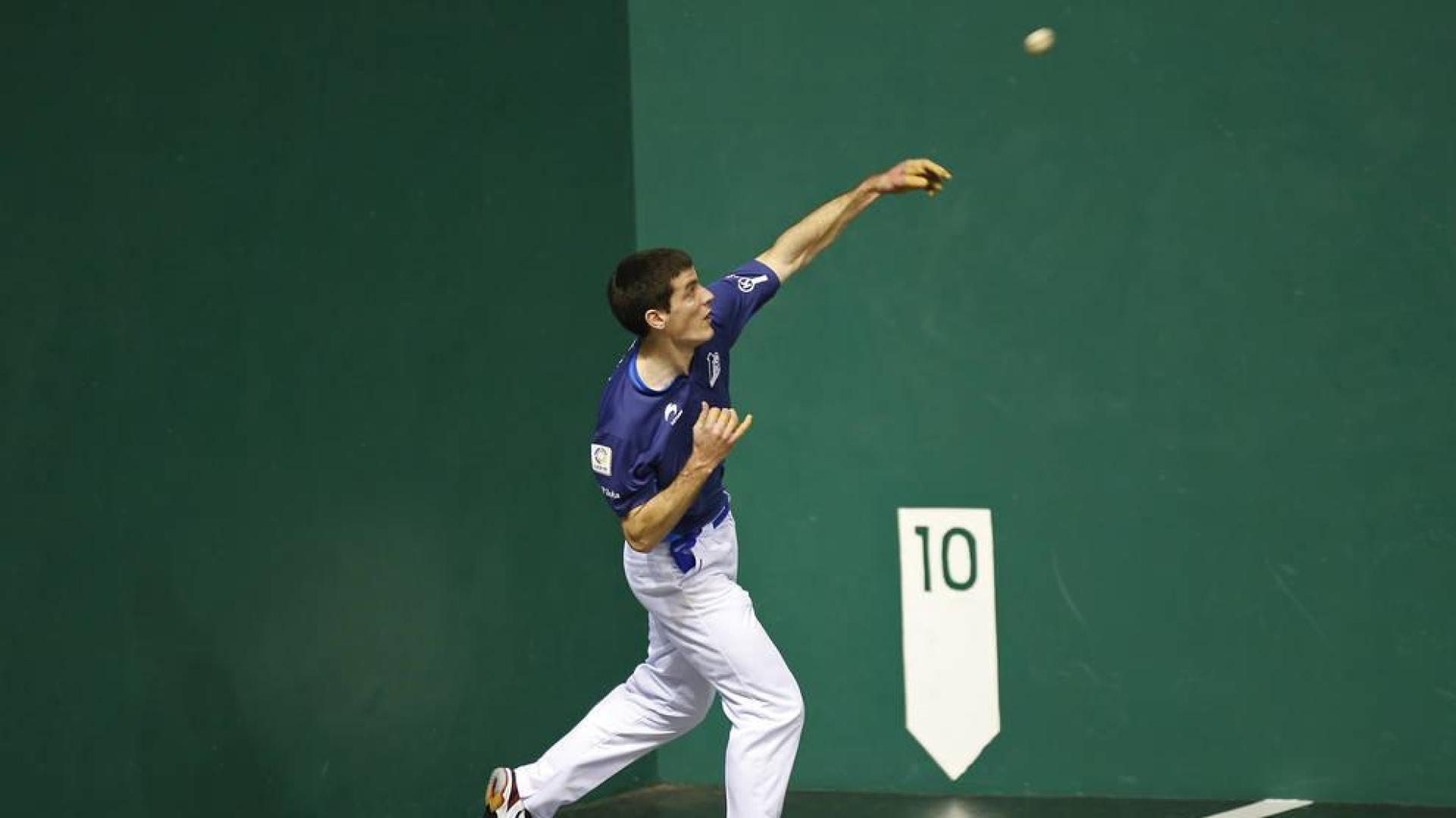 Elezkano-Rezusta consiguen en el Labrit su tercer 22-21 consecutivo del torneo