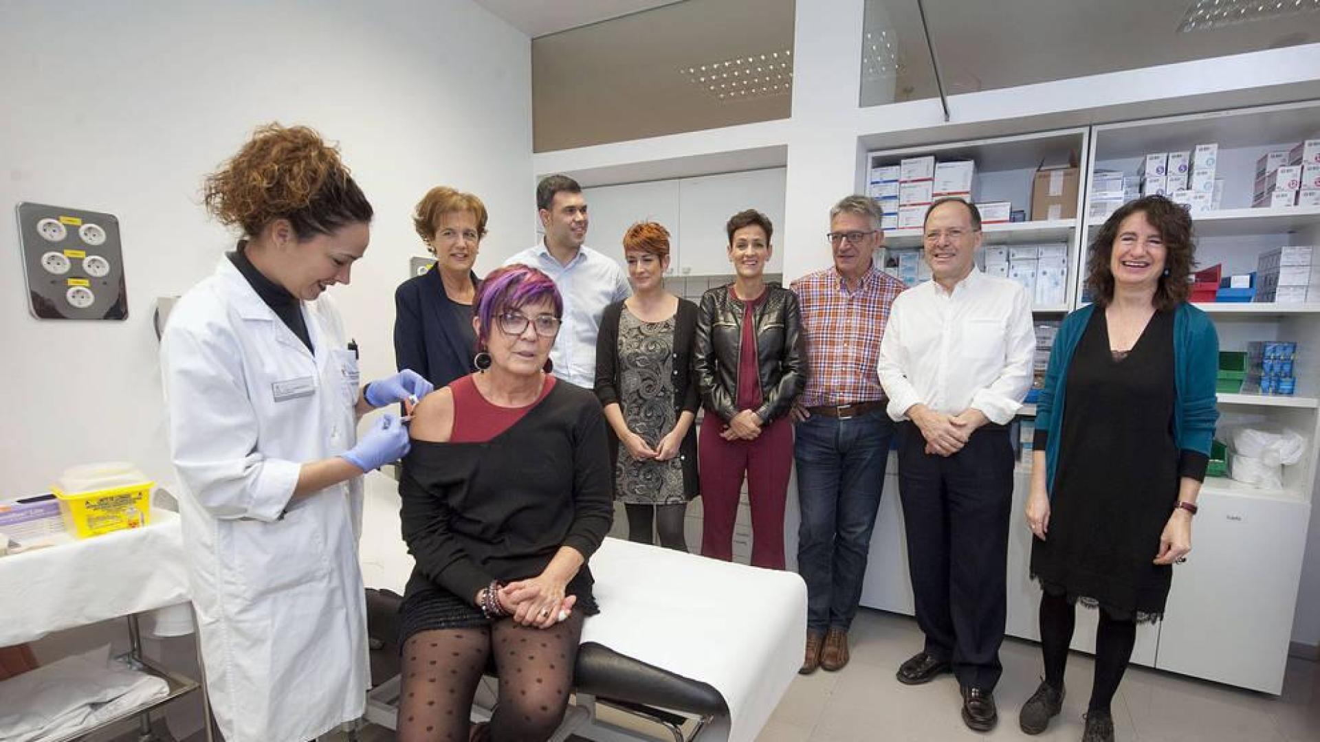 Casi 92.000 navarros se vacunan de la gripe en el primer mes de campaña