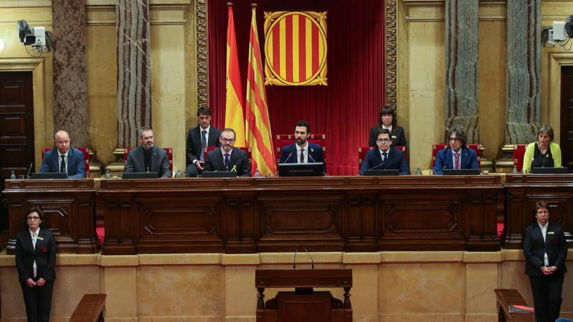 Los independentistas renuevan su mayoría absoluta en la Mesa del Parlament