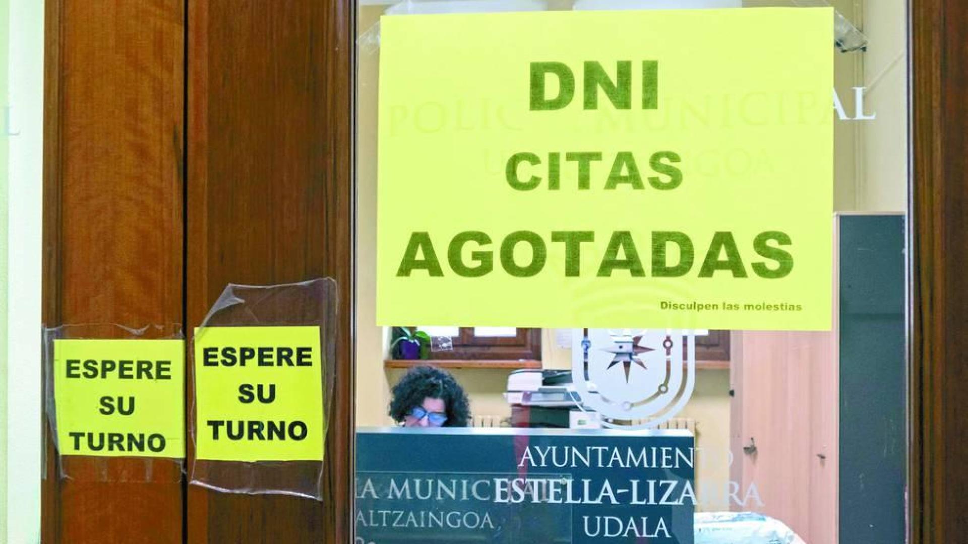 Estella agota en pocos días todas las citas para el DNI hasta el verano
