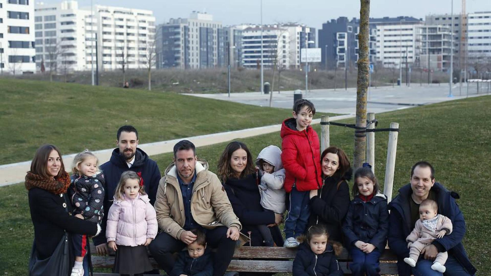 Las familias denuncian que la nueva ratio por aula impide reagrupar hermanos en un centro