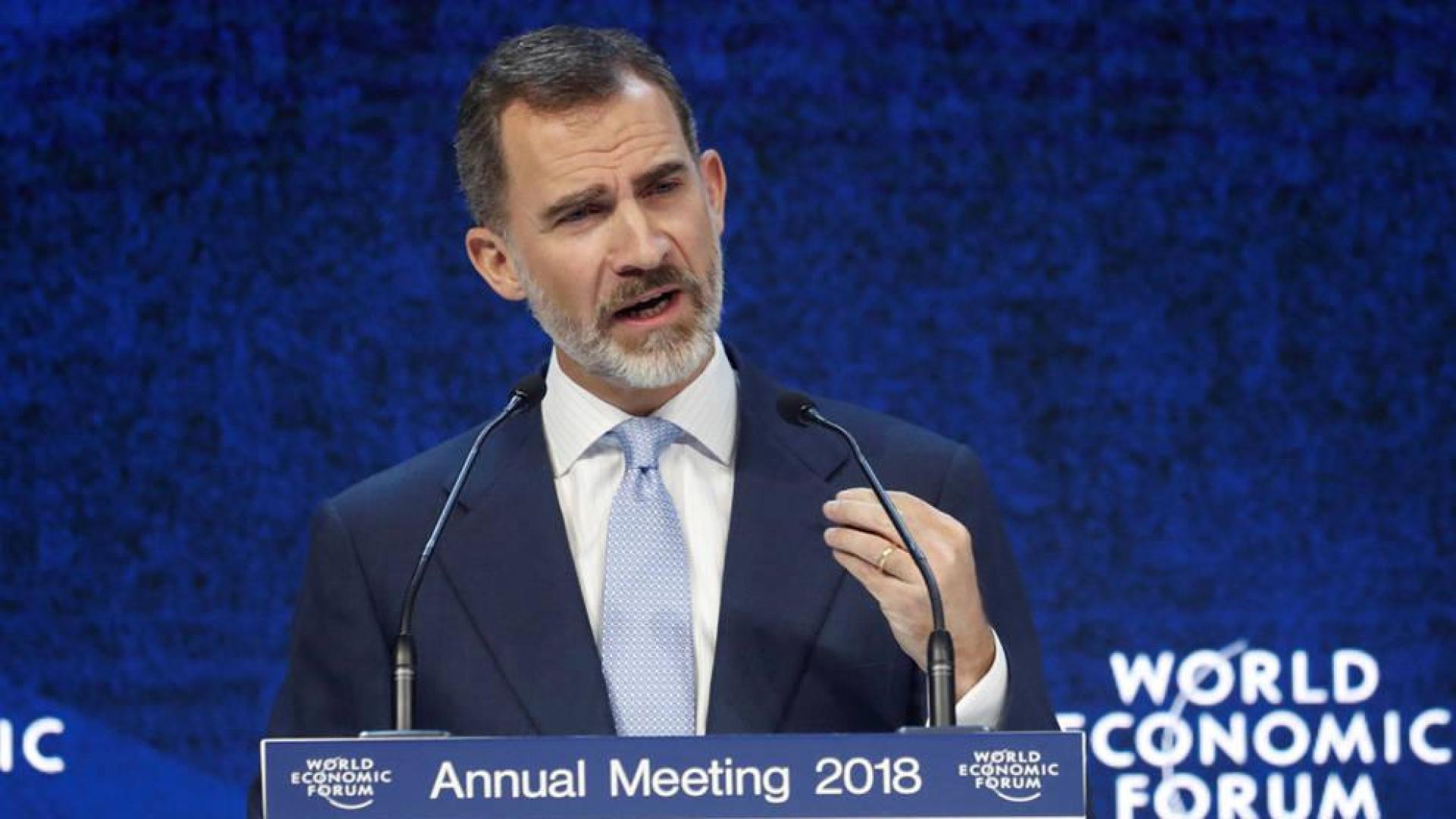 Felipe VI insta a respetar la Constitución para resolver las disputas en Cataluña