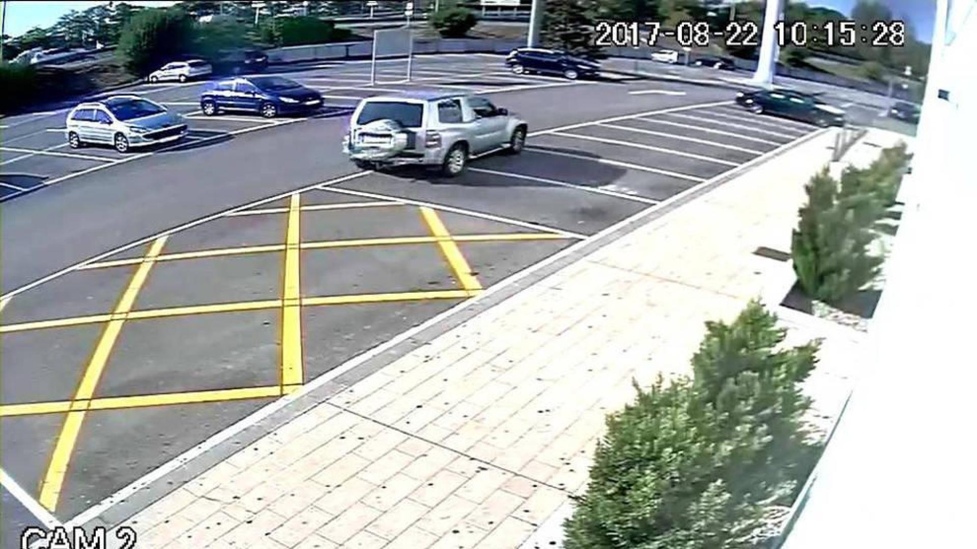 Dos detenidos por estafar 800 euros mediante el uso fraudulento de una tarjeta