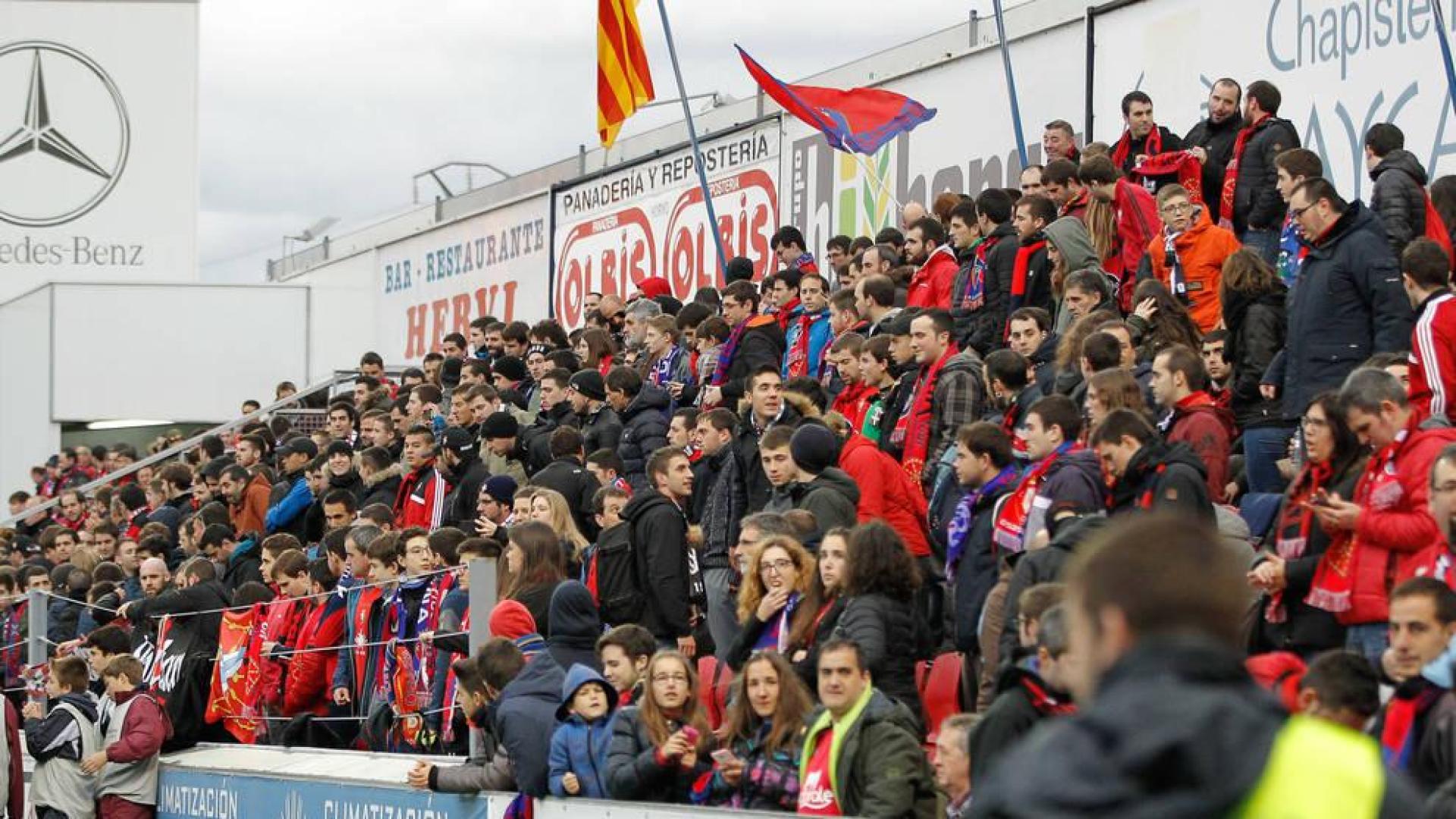 El Alcoraz, hasta la bandera
