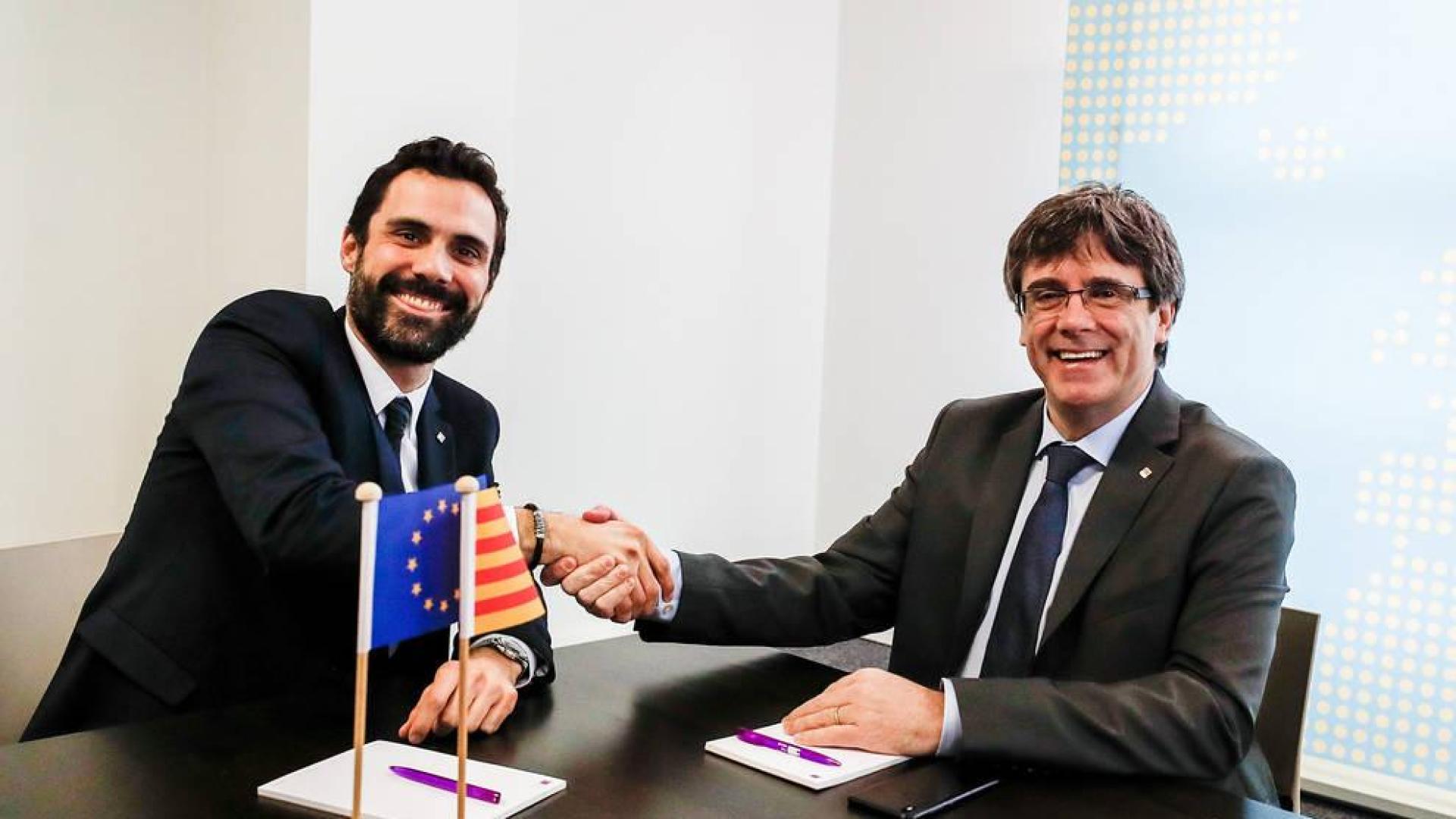Puigdemont dice que "hay muchas posibilidades" de estar presencialmente en el pleno