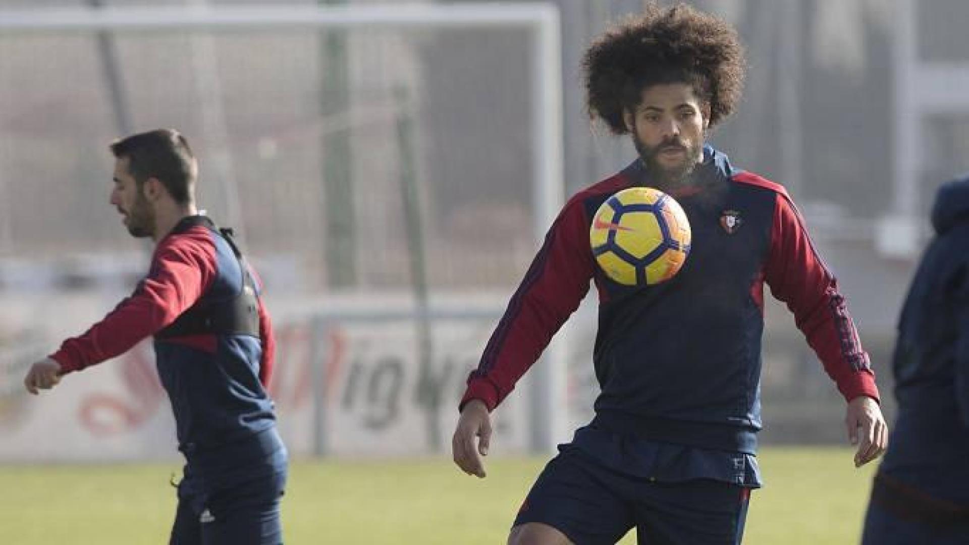 Aridane Hernández: "Quedan muchos partidos y puede pasar de todo"