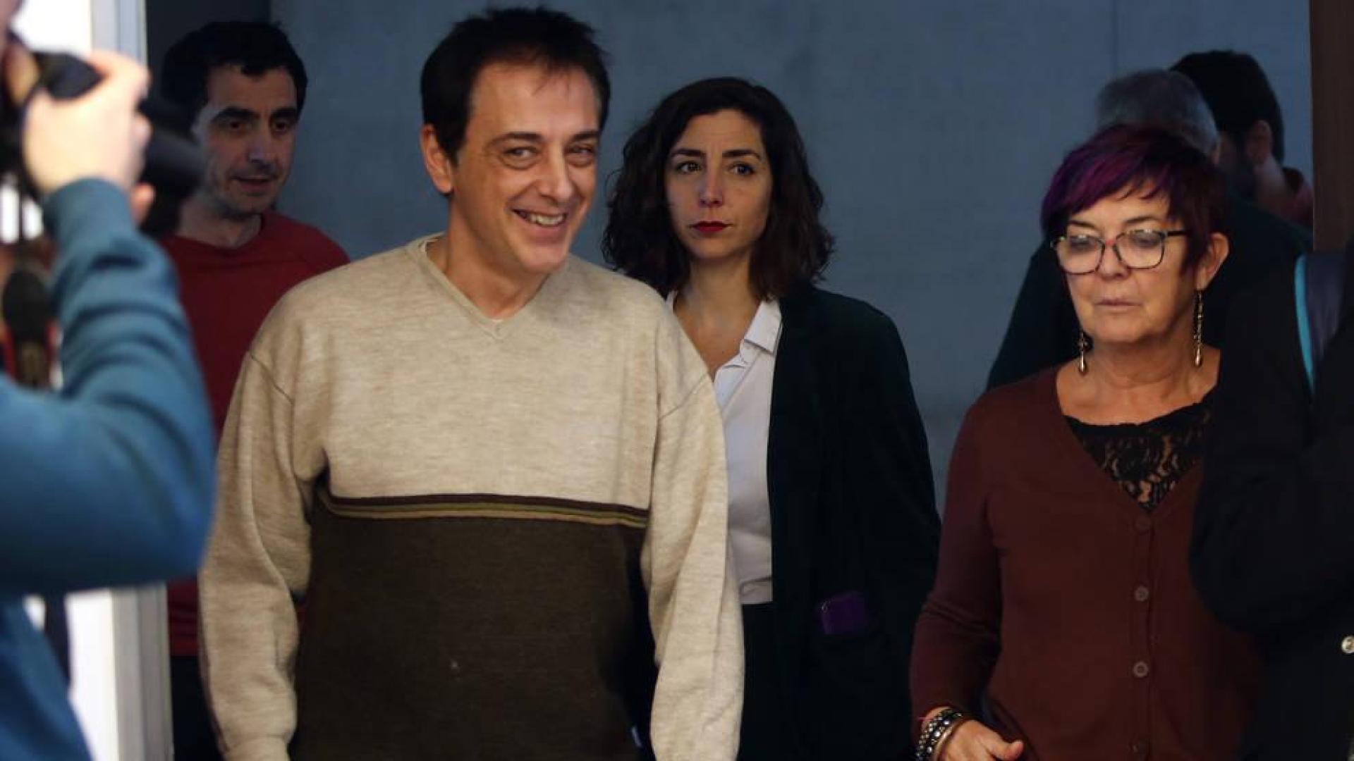 Couso (Podemos) replica a Echenique: “¿Qué proyecto ni qué carajo?”