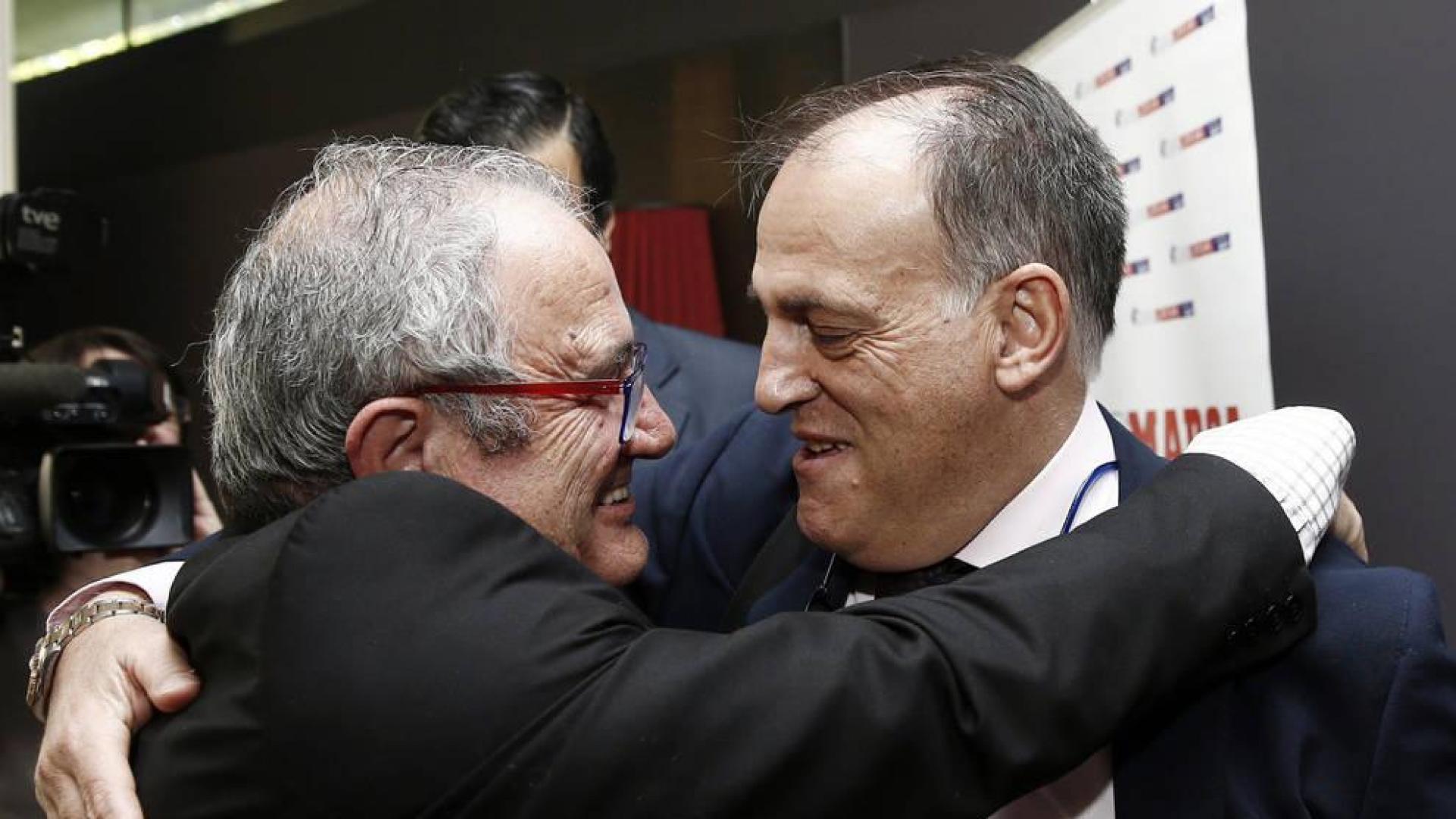 Osasuna apoya la subida a 1,2 millones del sueldo de Tebas