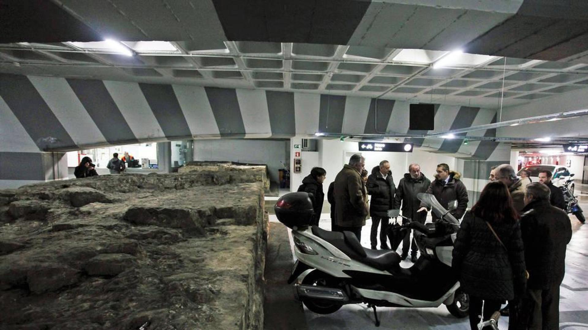 UPN habla de goteras y dejadez en el parking de la plaza del Castillo
