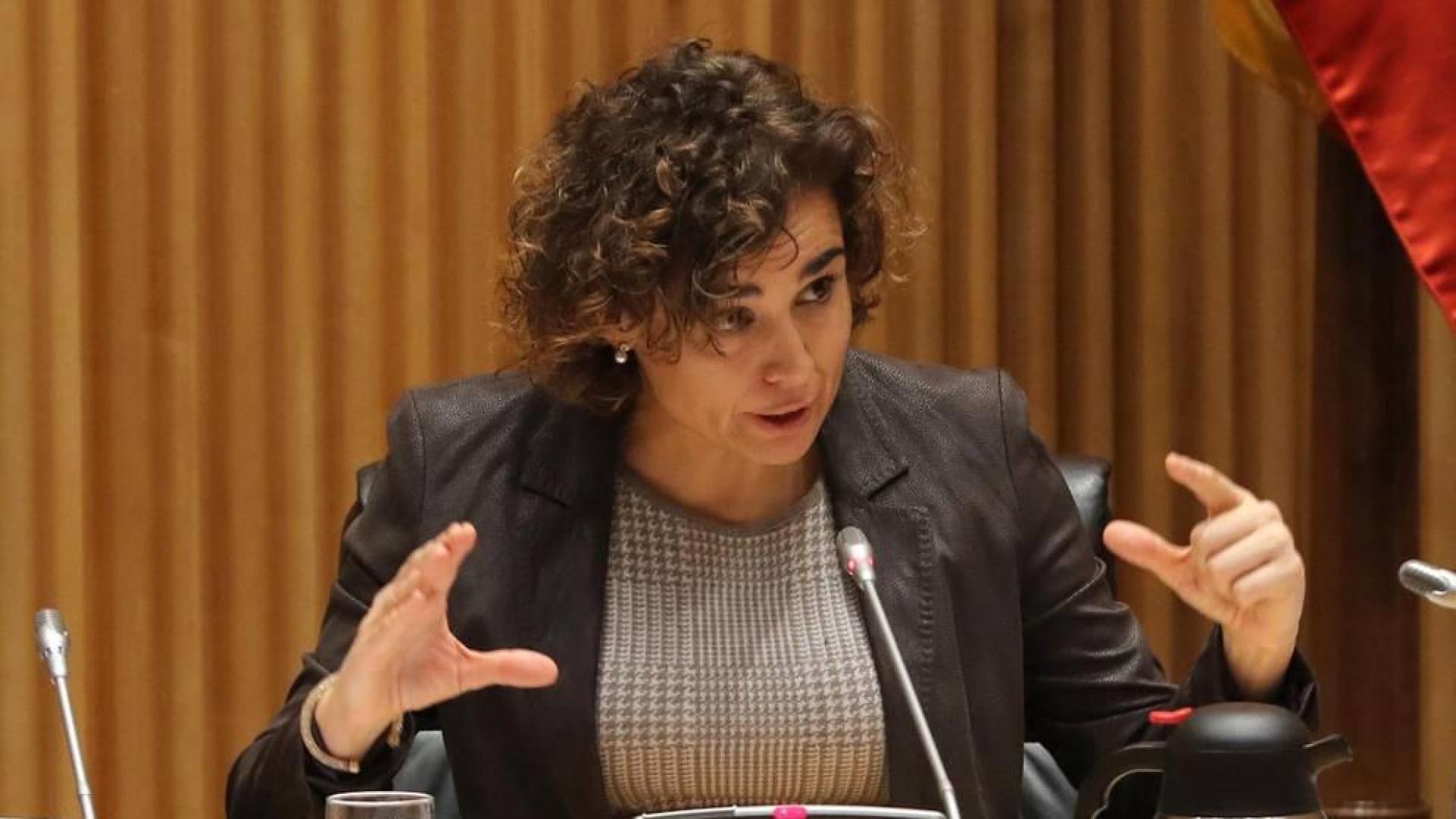 Montserrat dice que el catalán como requisito en la sanidad balear "perjudica" al paciente