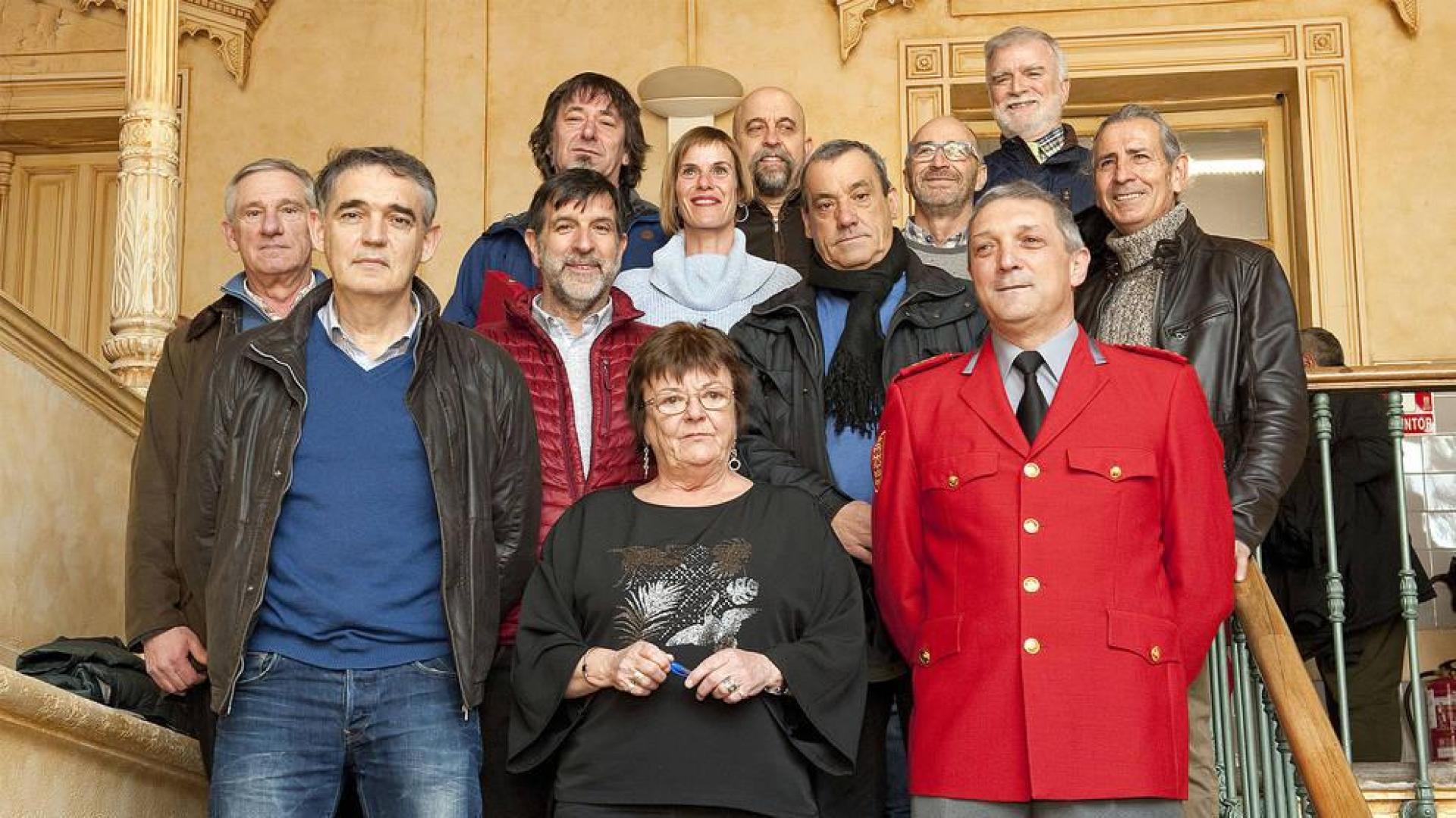 El Gobierno de Navarra rinde homenaje a doce policías forales jubilados en 2017