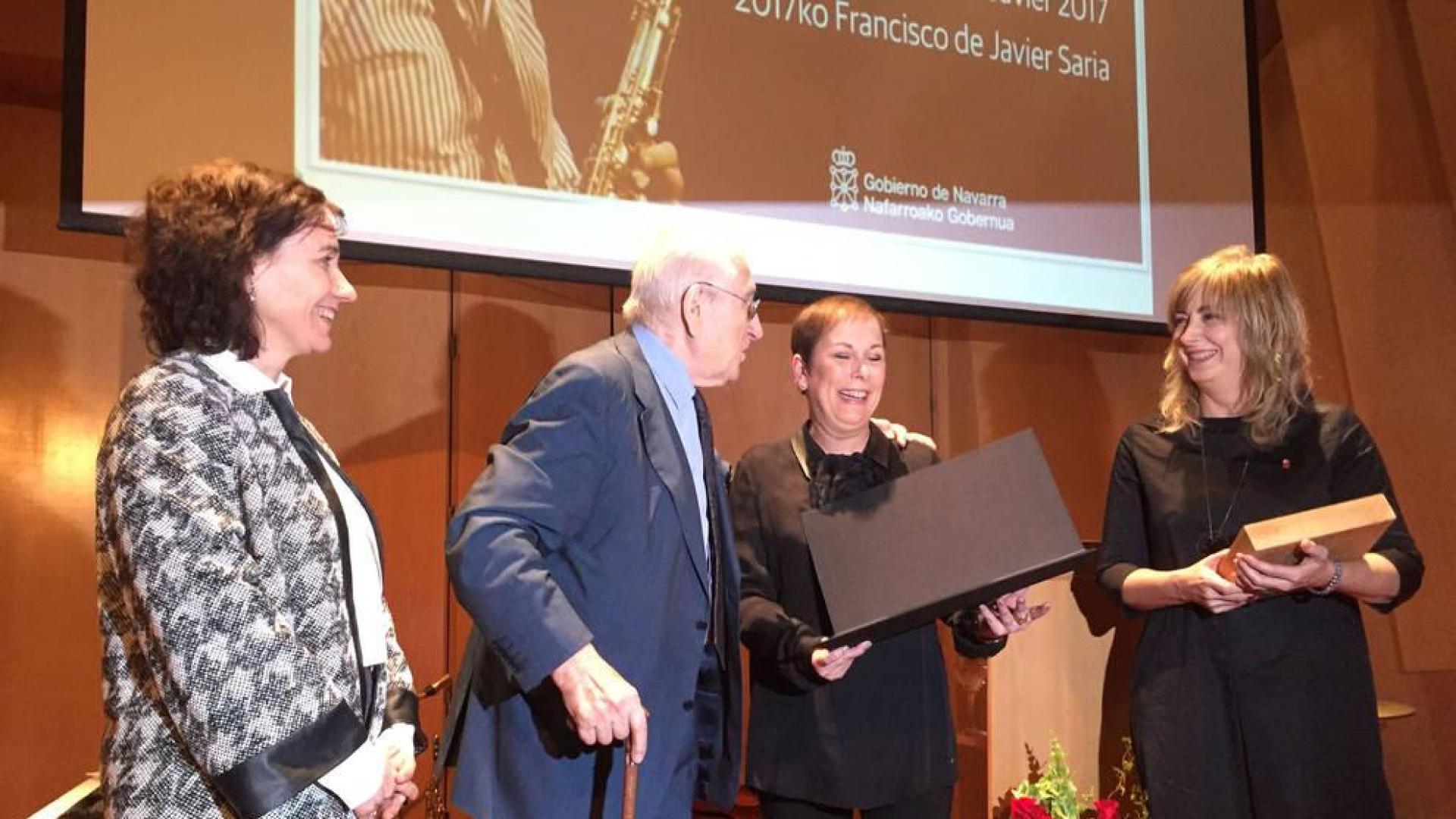El saxofonista y compositor Pedro Iturralde recibe el premio Francisco de Javier 2017