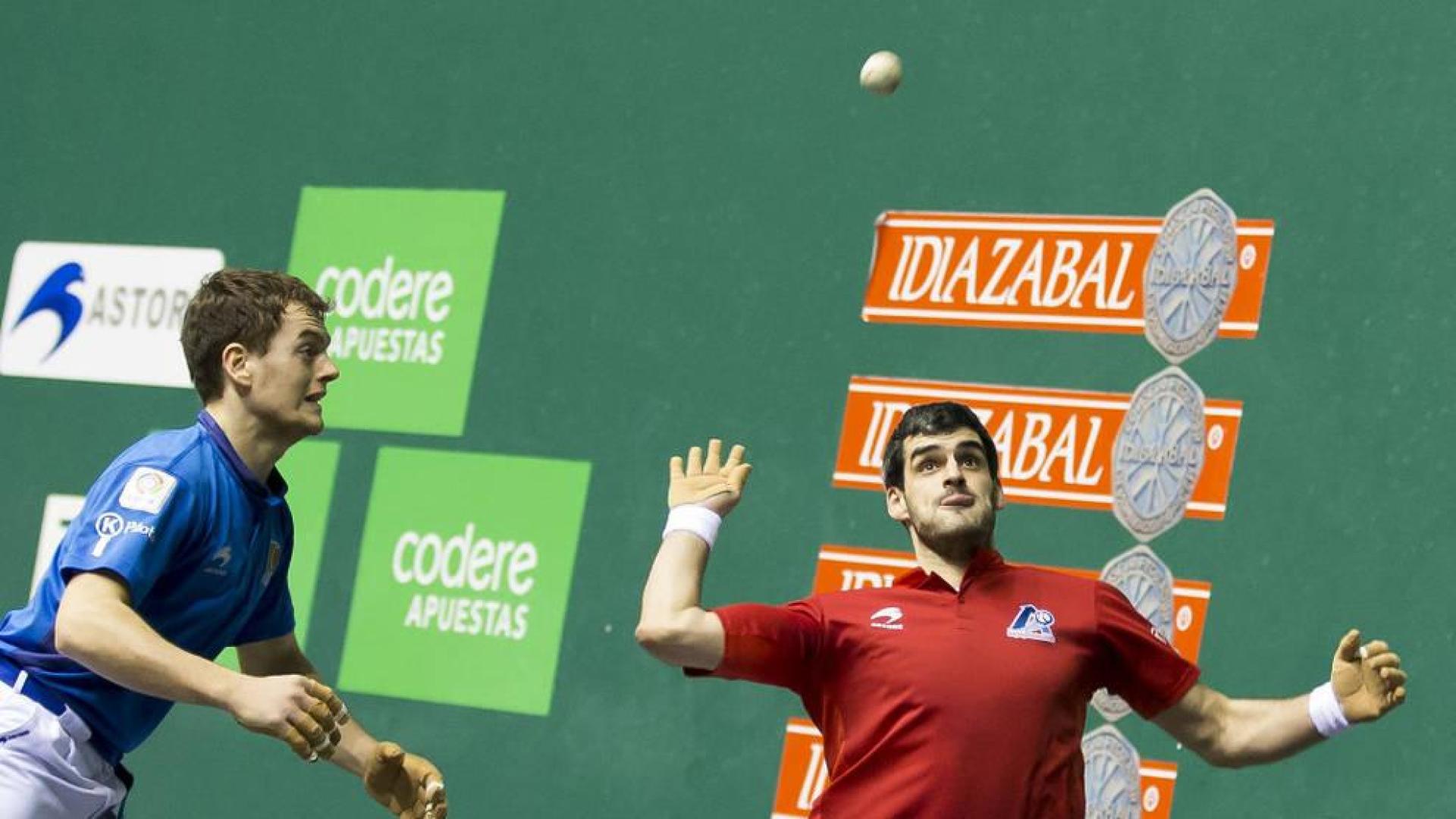 Ezkurdia y Zabaleta cogen carrerilla para semifinales del Parejas