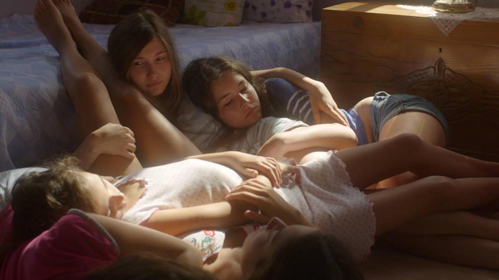 La aclamada película 'Mustang' estará disponible este lunes en Civivox Iturrama
