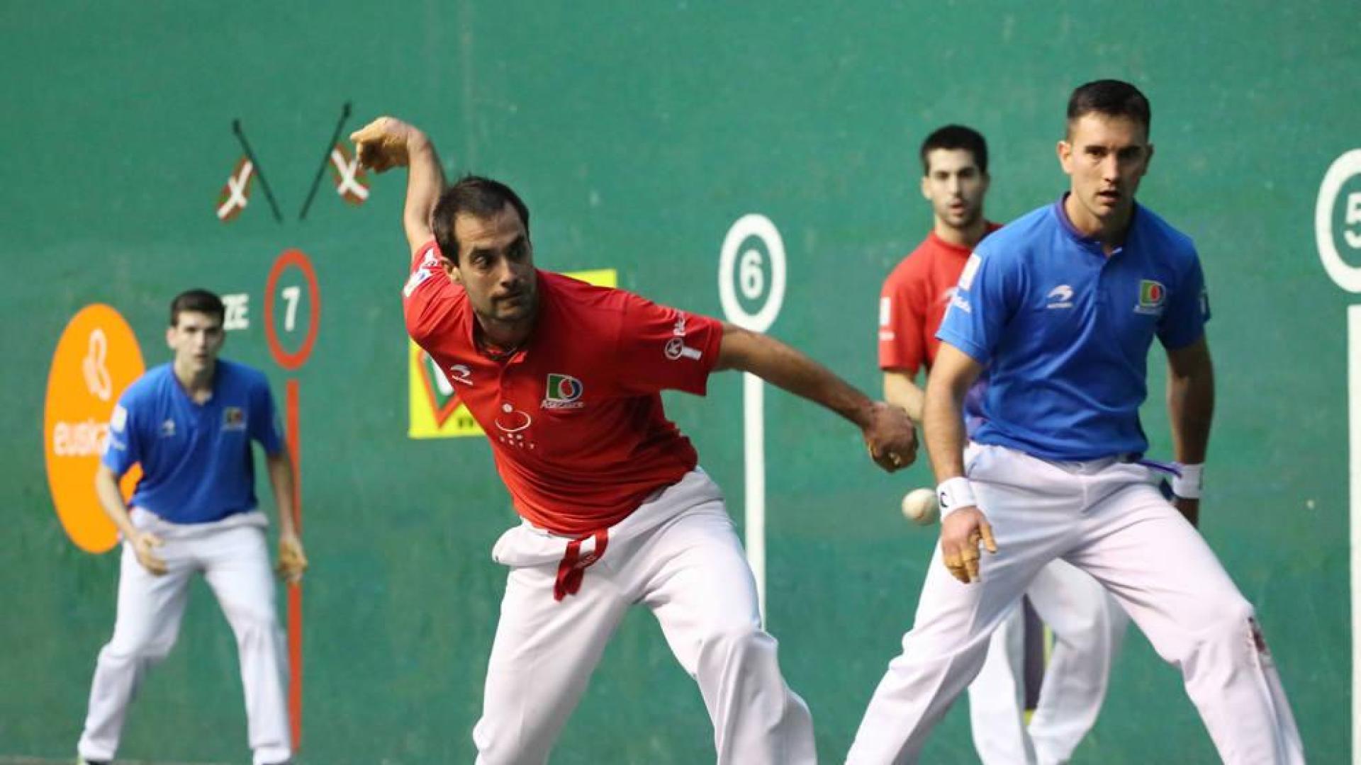 Urruti y Ladis vuelven enchufados