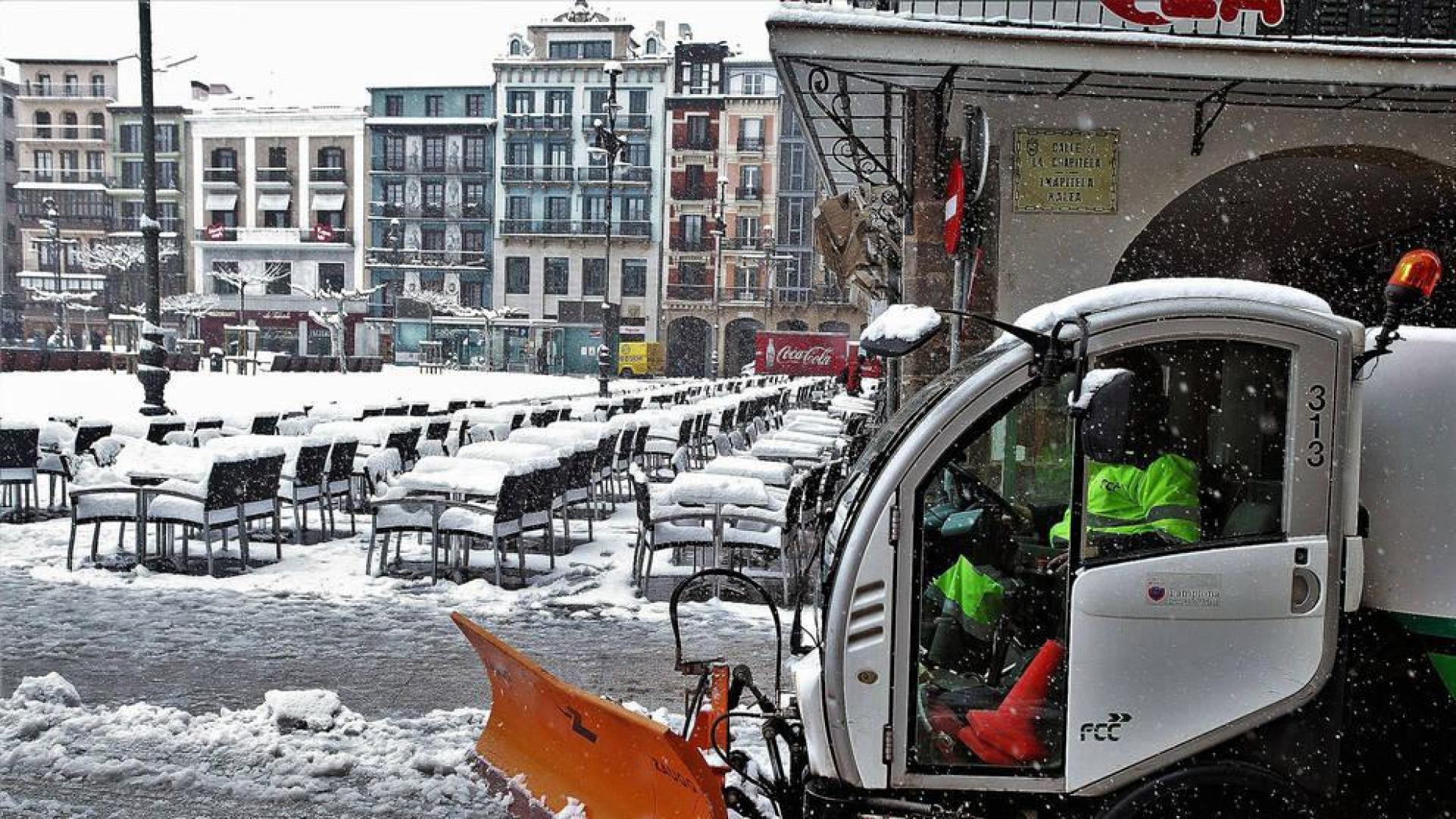 El fuerte viento del sur toma el relevo a la nieve y la lluvia