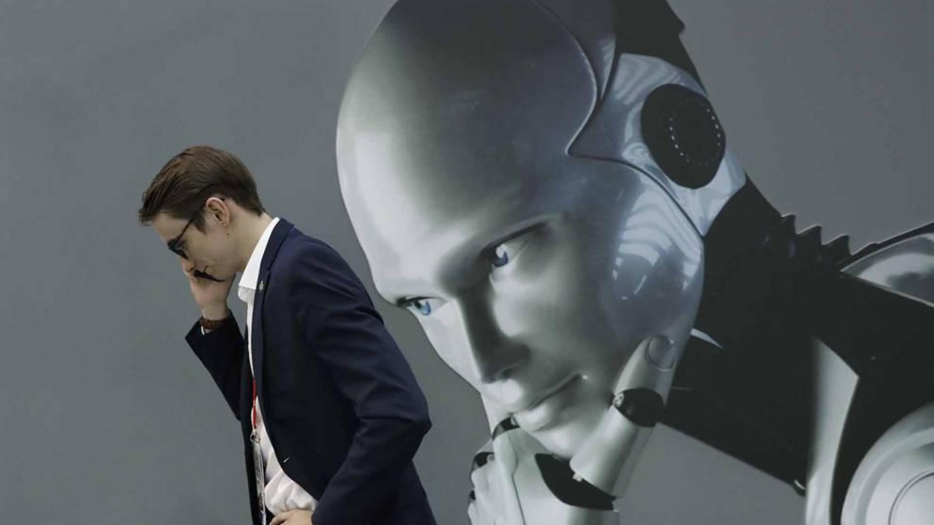 Robots que charlan, vigilan la casa y ayudan con los deberes enamoran en la MWC