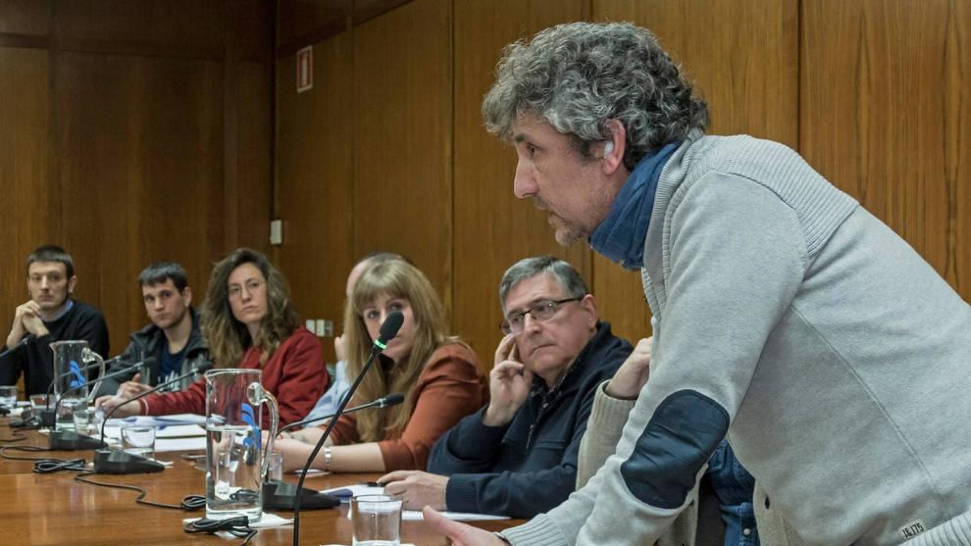 Todos los grupos piden a Educación que siga el autobús a Remontival