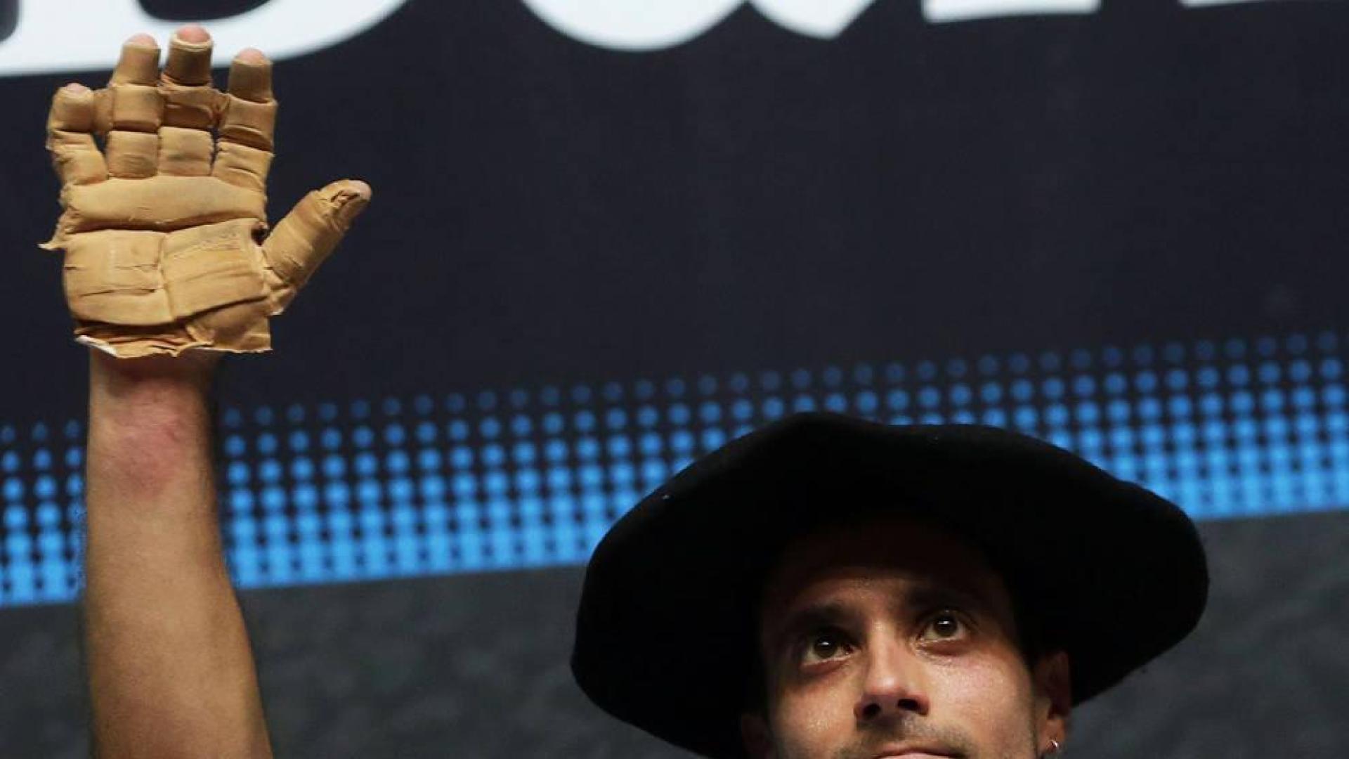 El Manomanista, diseñado