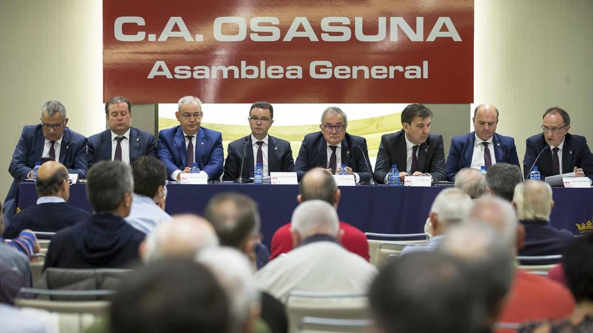 Osasuna cambia el orden del día de la asamblea