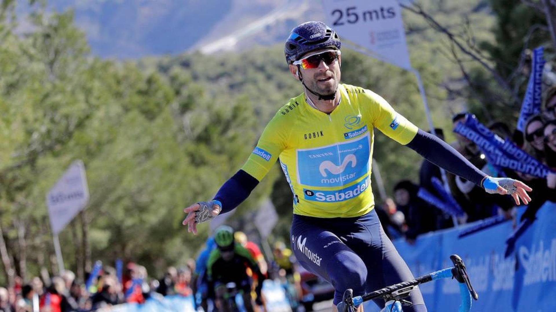 Valverde se exhibe en la etapa reina y sentencia la general