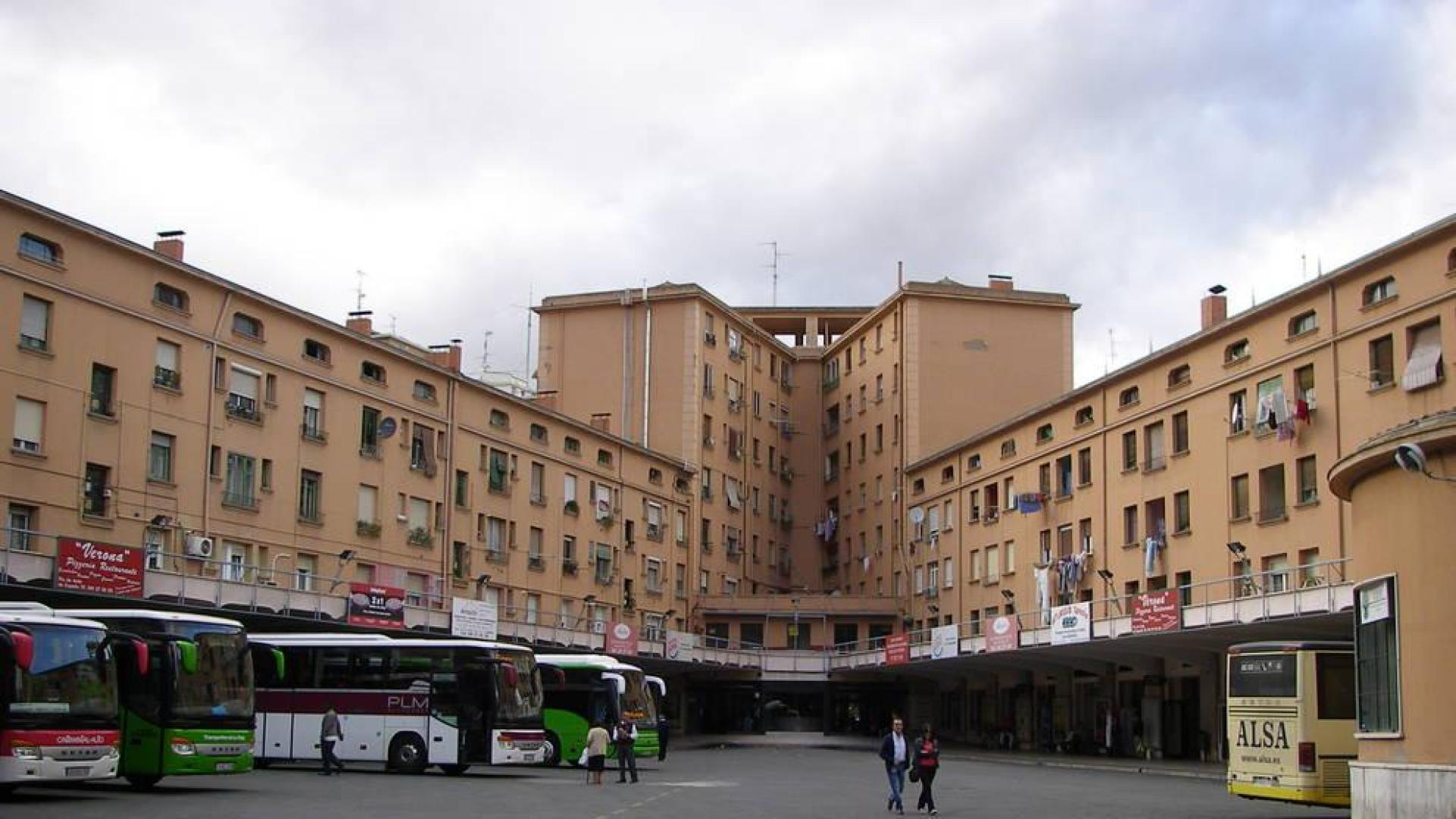 Seis menores agreden a una anciana con un monopatín en Logroño
