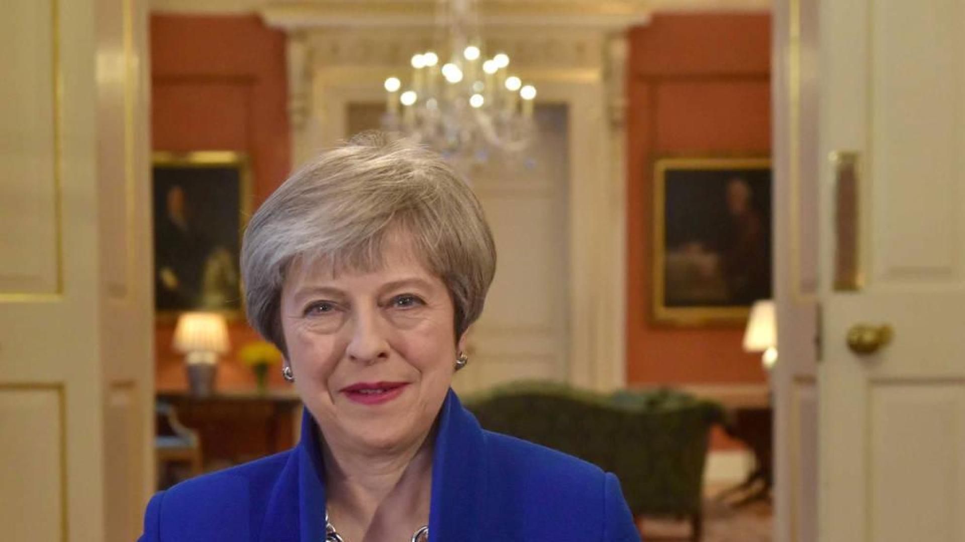 May pide a la UE que negocie una relación "ambiciosa" y "práctica"
