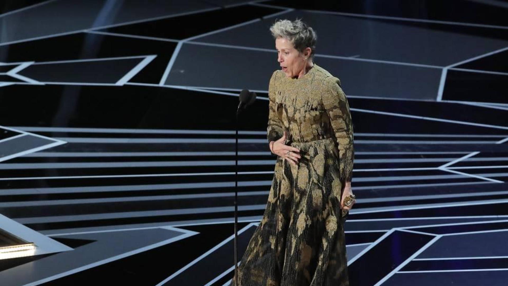 Frances McDormand hace ponerse en pie a las mujeres en los Oscar