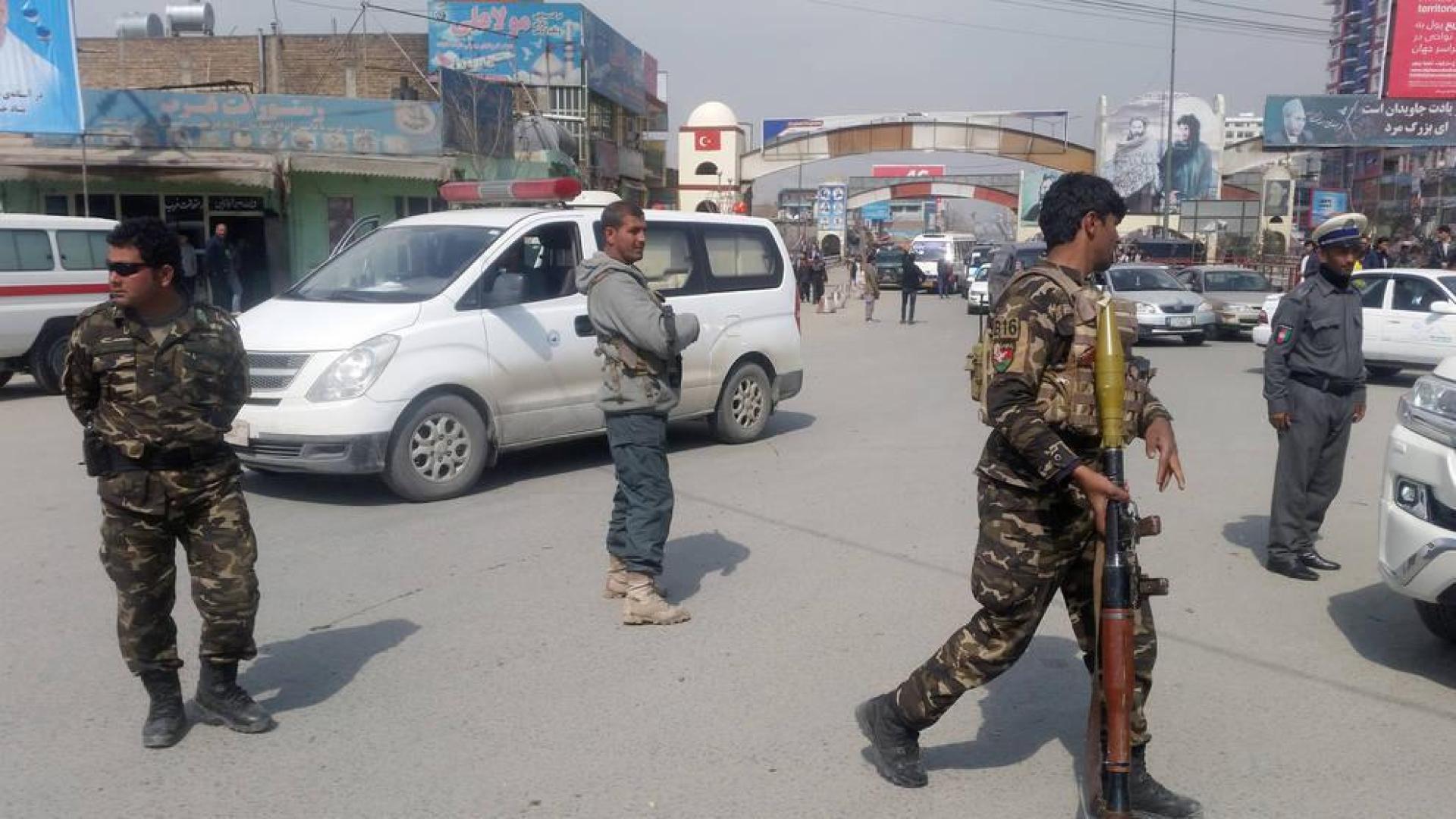 Al menos 10 muertos y 18 heridos en un ataque suicida en Kabul