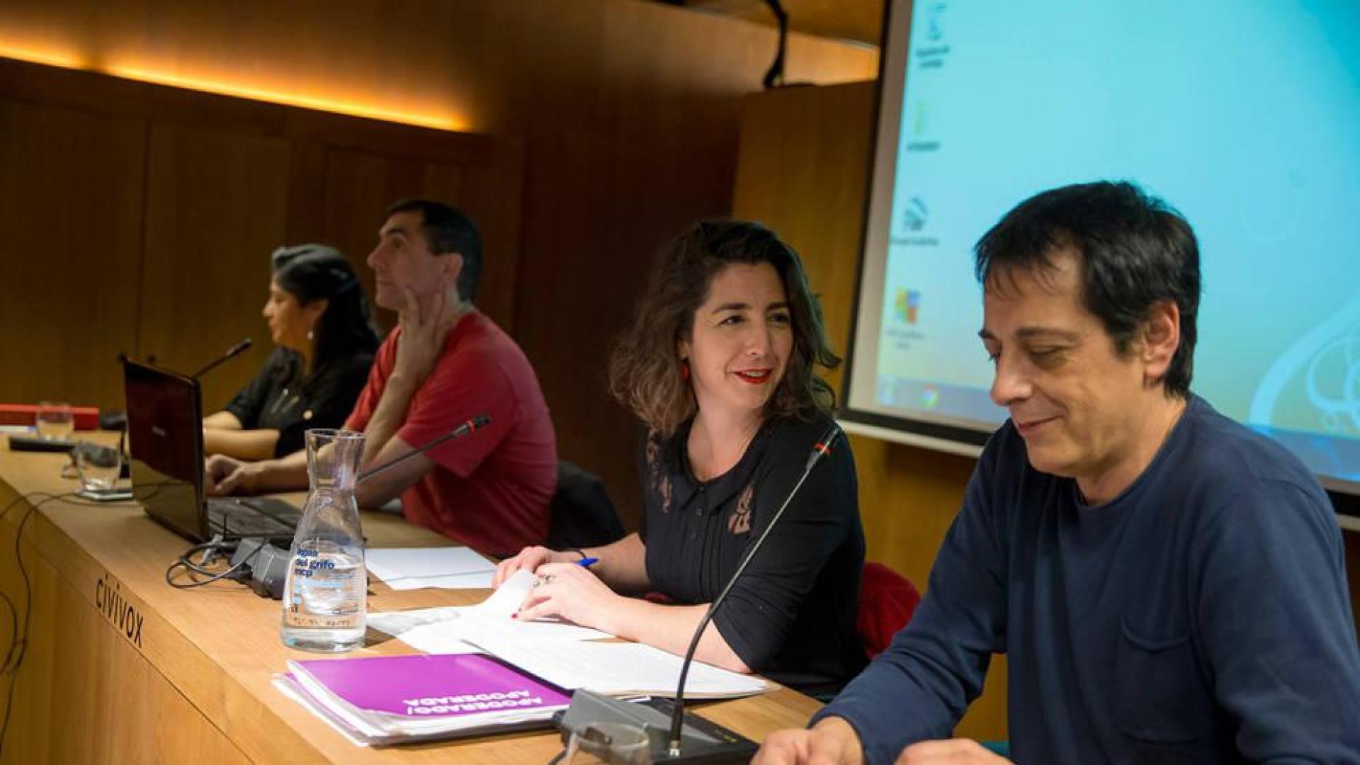 Críticos de Podemos dicen que no serán "los chivos expiatorios para destruir el partido"