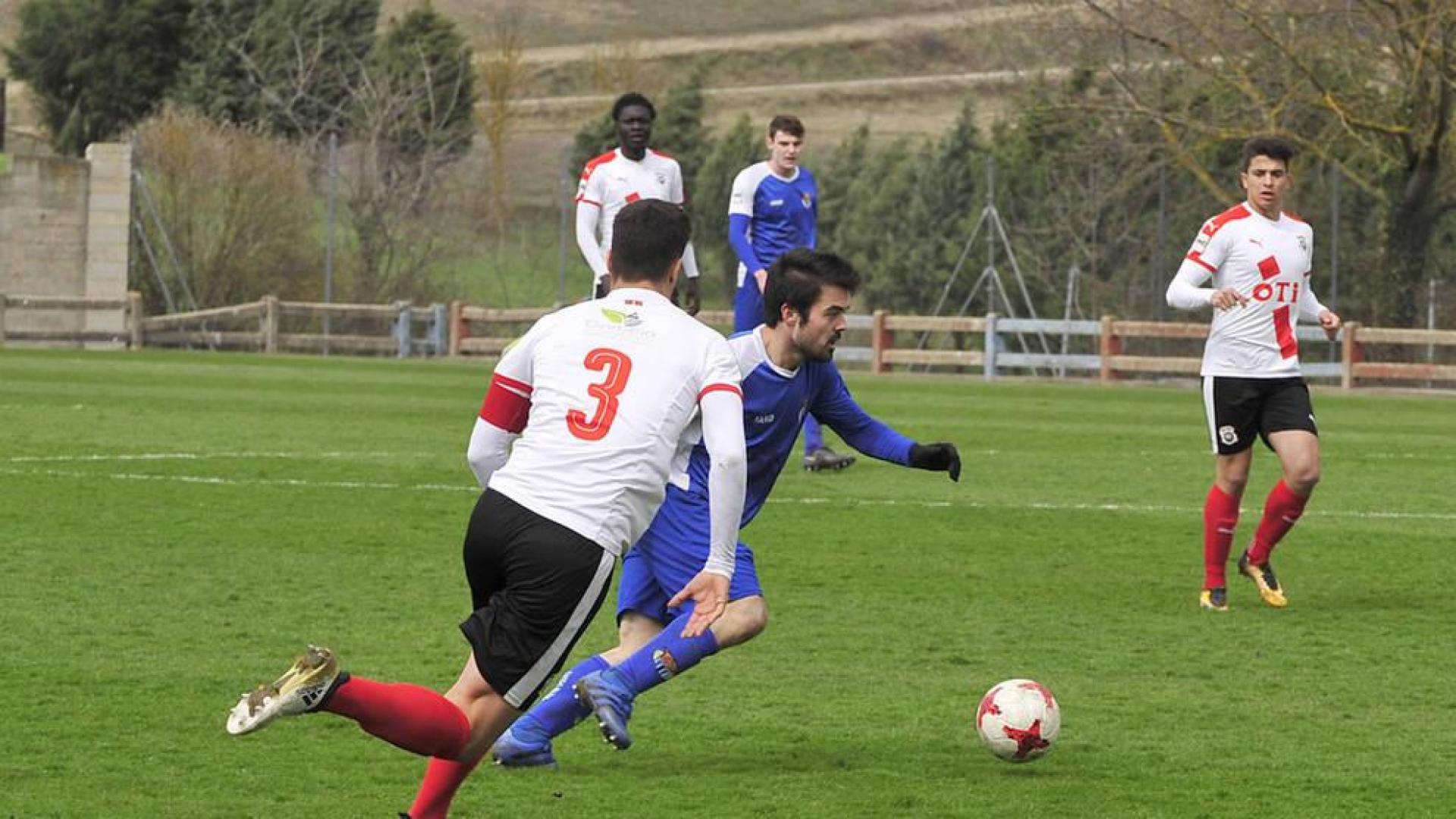 La Peña Sport se dejó dos puntos ante el Vitoria