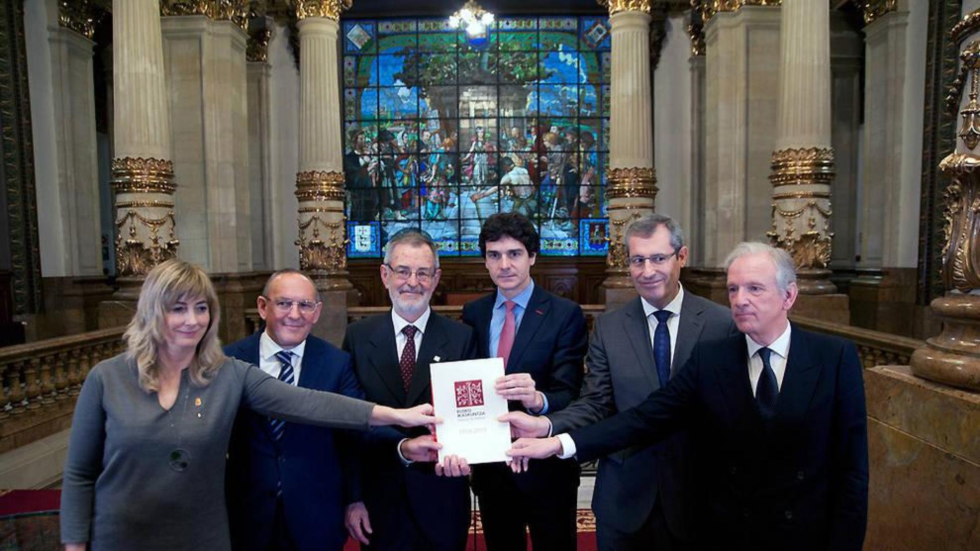 El Gobierno de Navarra renueva el compromiso con Eusko Ikaskuntza en su centenario