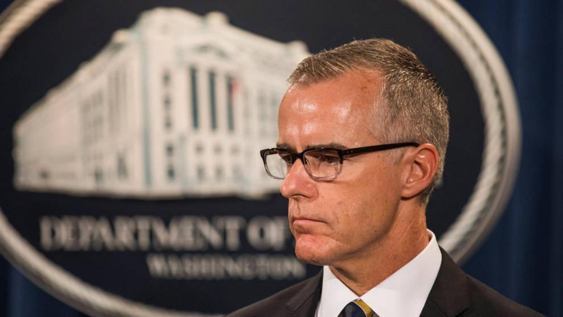 El fiscal general de EE UU despide al subdirector del FBI a 26 horas de su retiro