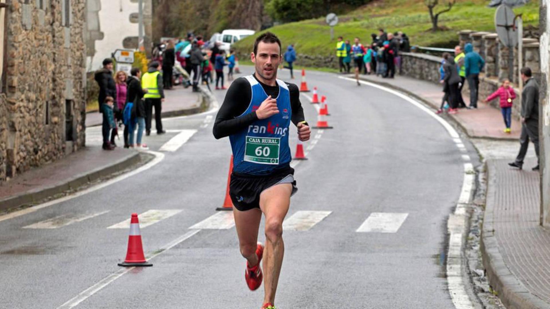 Javier Nagore bate su propio récord en los 10 kilómetros