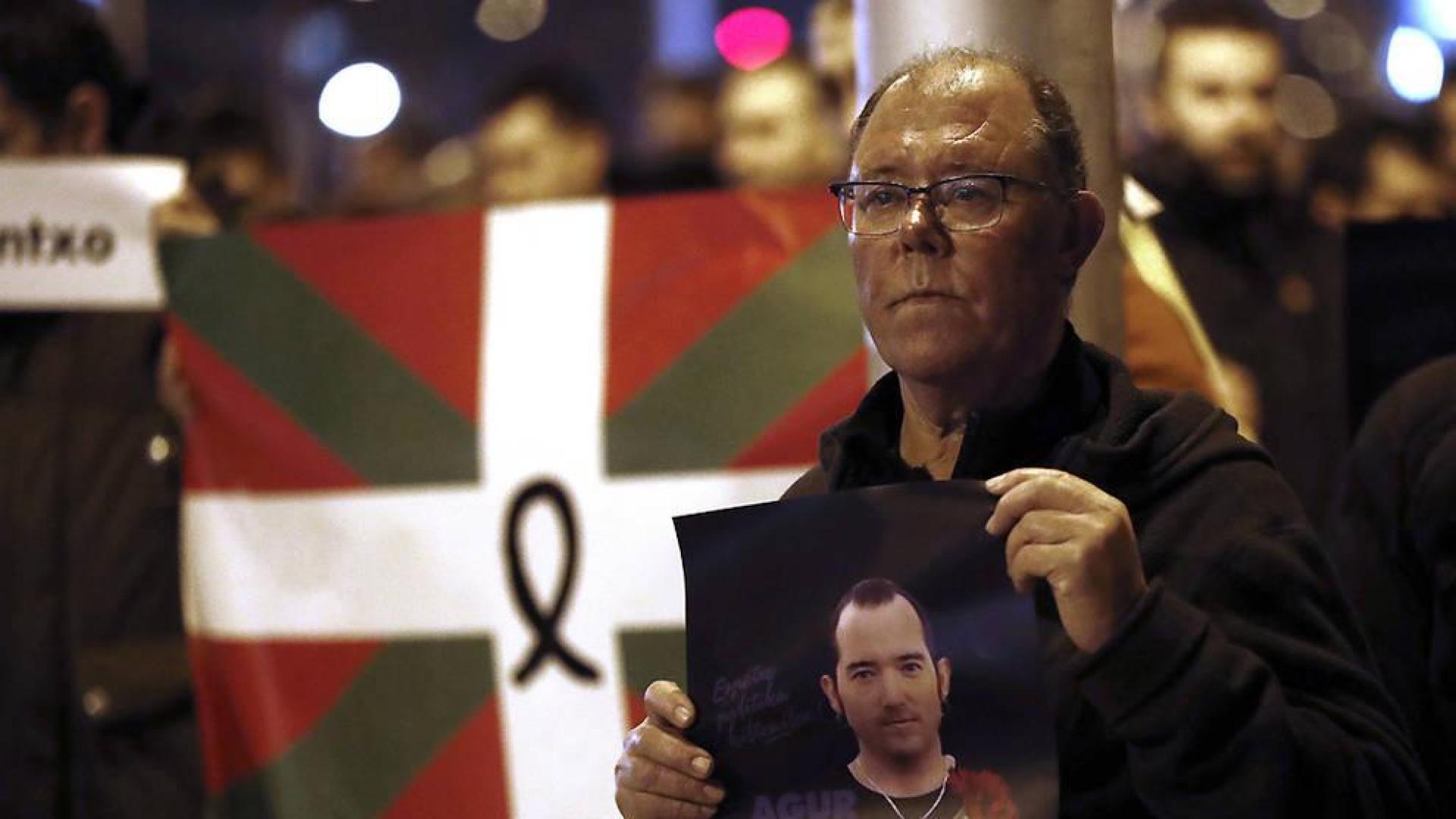 La AVT pide prohibir el homenaje al etarra Xabier Rey, fallecido en prisión