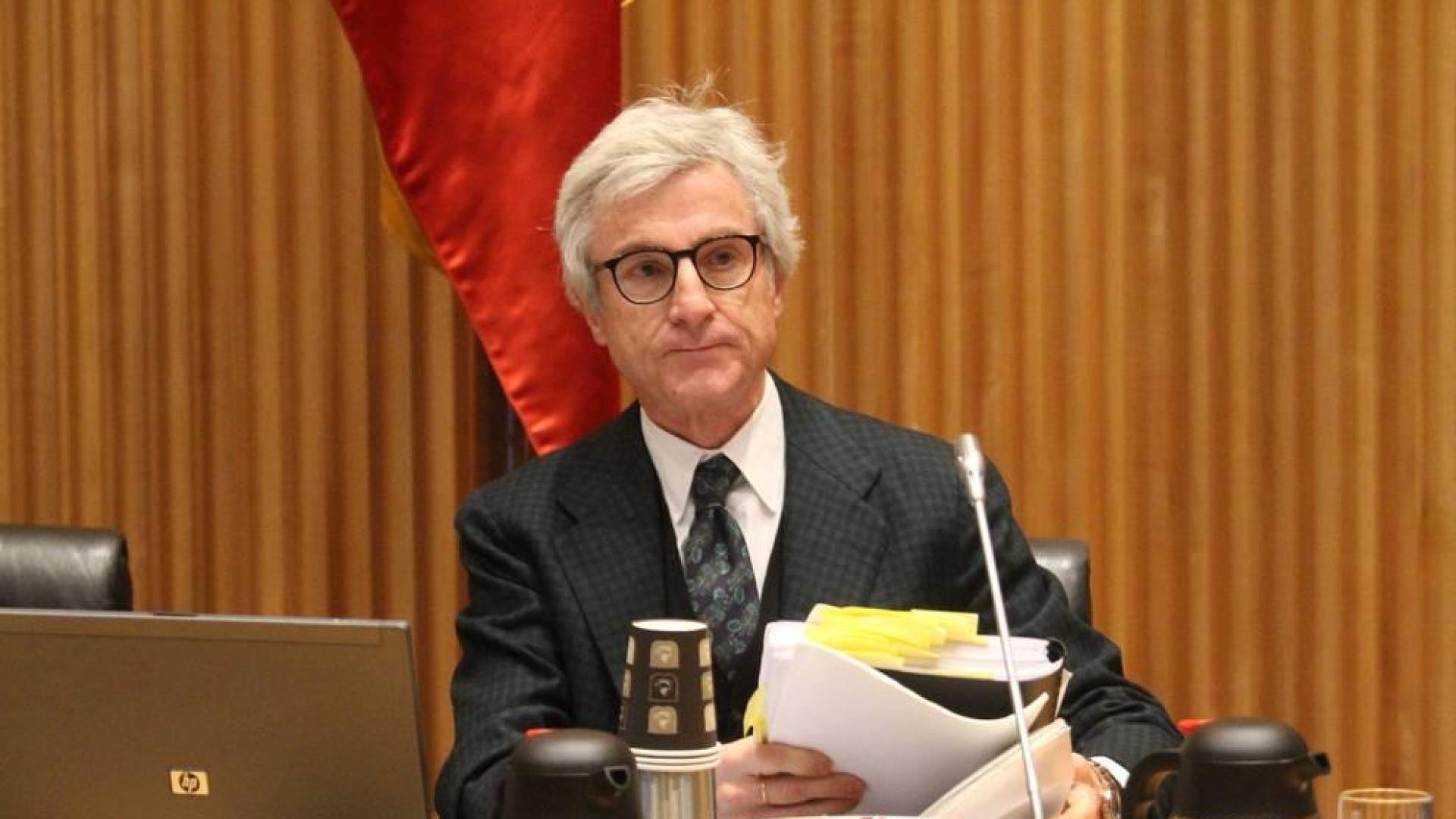 El exdirector de Caja Navarra achaca las críticas a denunciantes a sueldo
