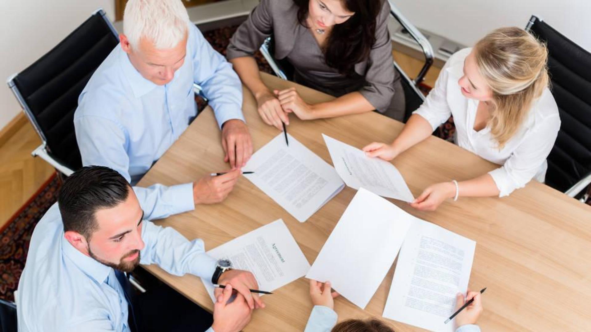 mesa de reuniones ofertas de empleo