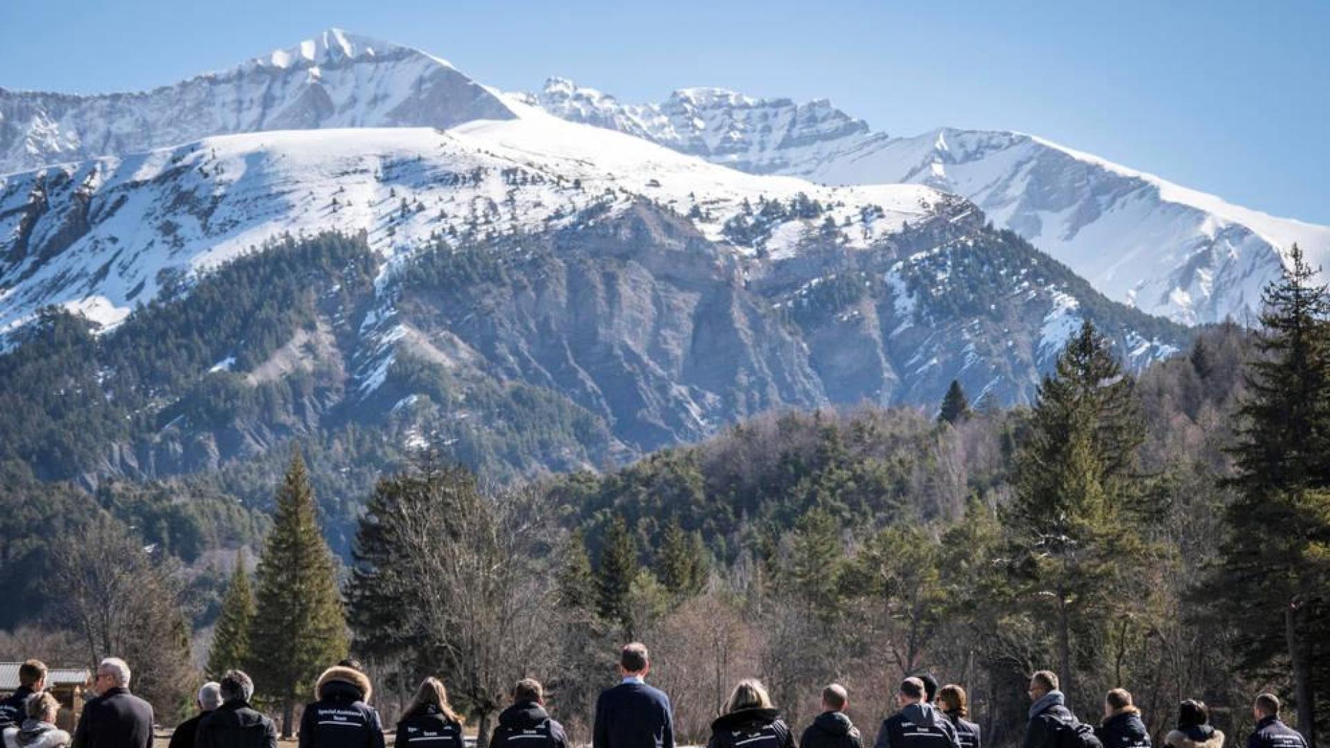 Alemania recuerda con un minuto de silencio la tragedia del vuelo de Germanwings