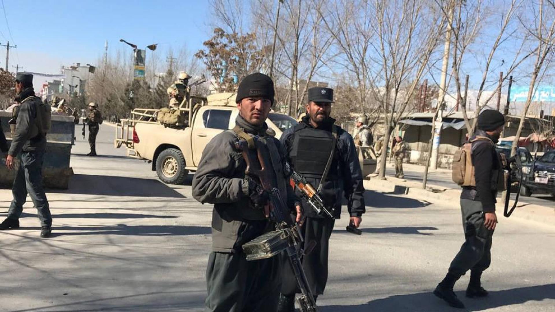 Al menos 40 muertos en un atentado suicida en una escuela coránica en Kabul