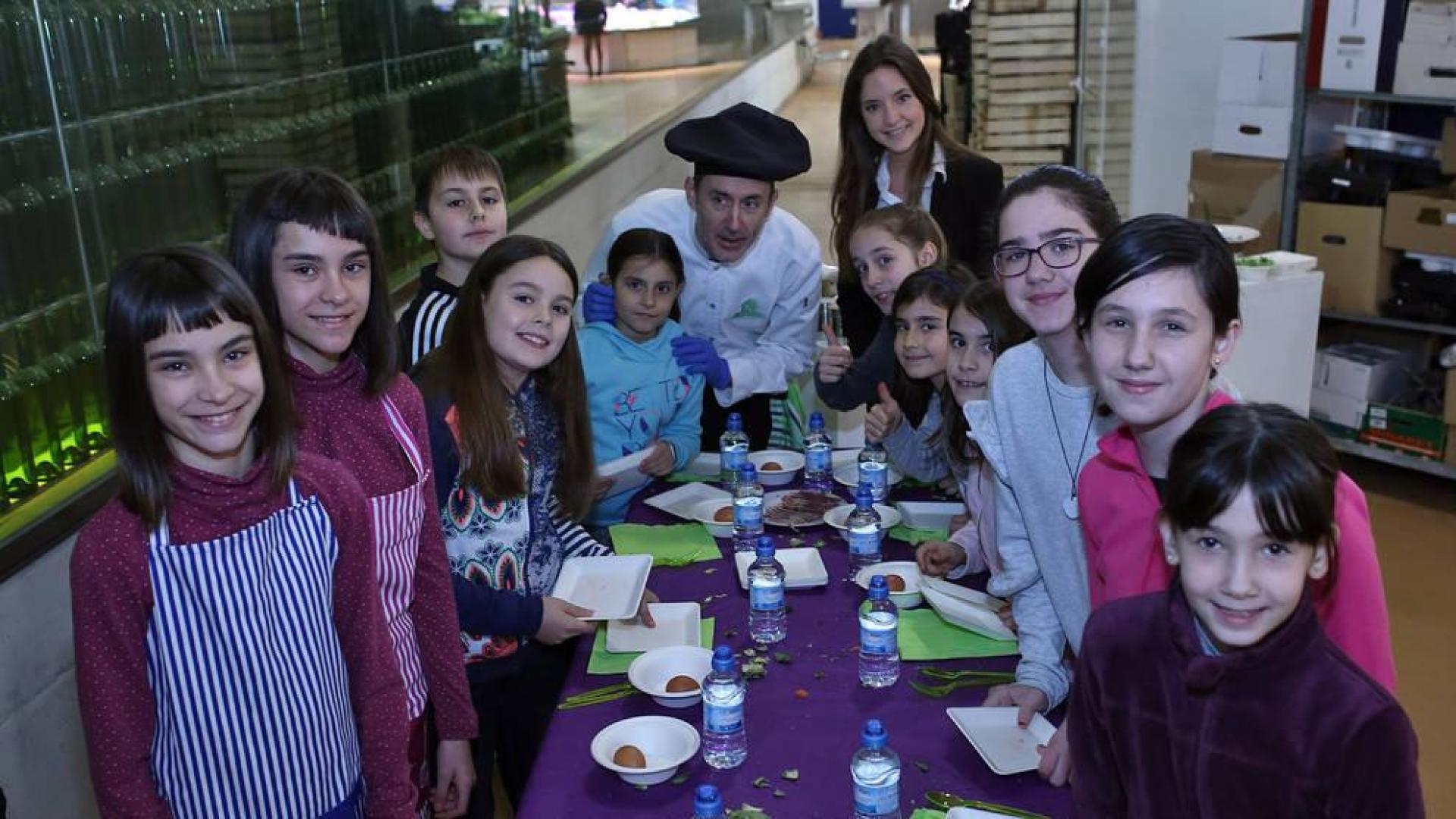 Una cocina de niños en el mercado del Ensanche