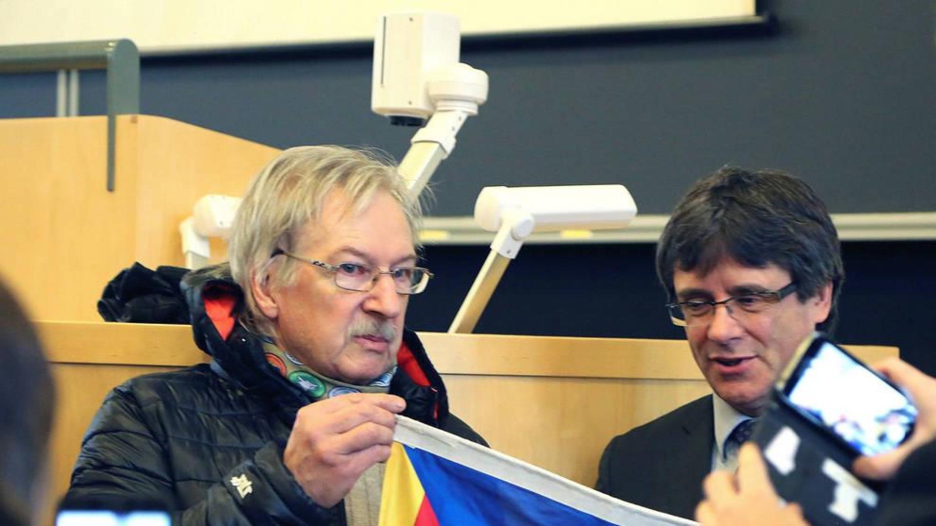 Alemania castiga con hasta cadena perpetua delitos similares a la rebelión